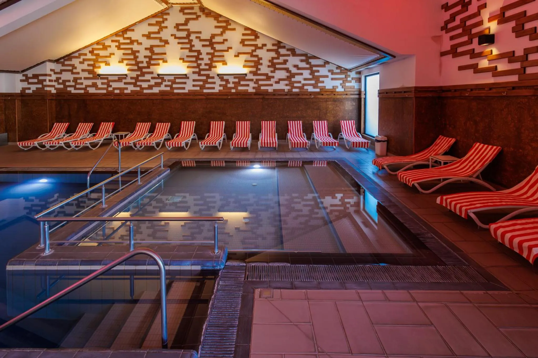 Swimming pool in Ruskovets Thermal SPA & Ski Resort