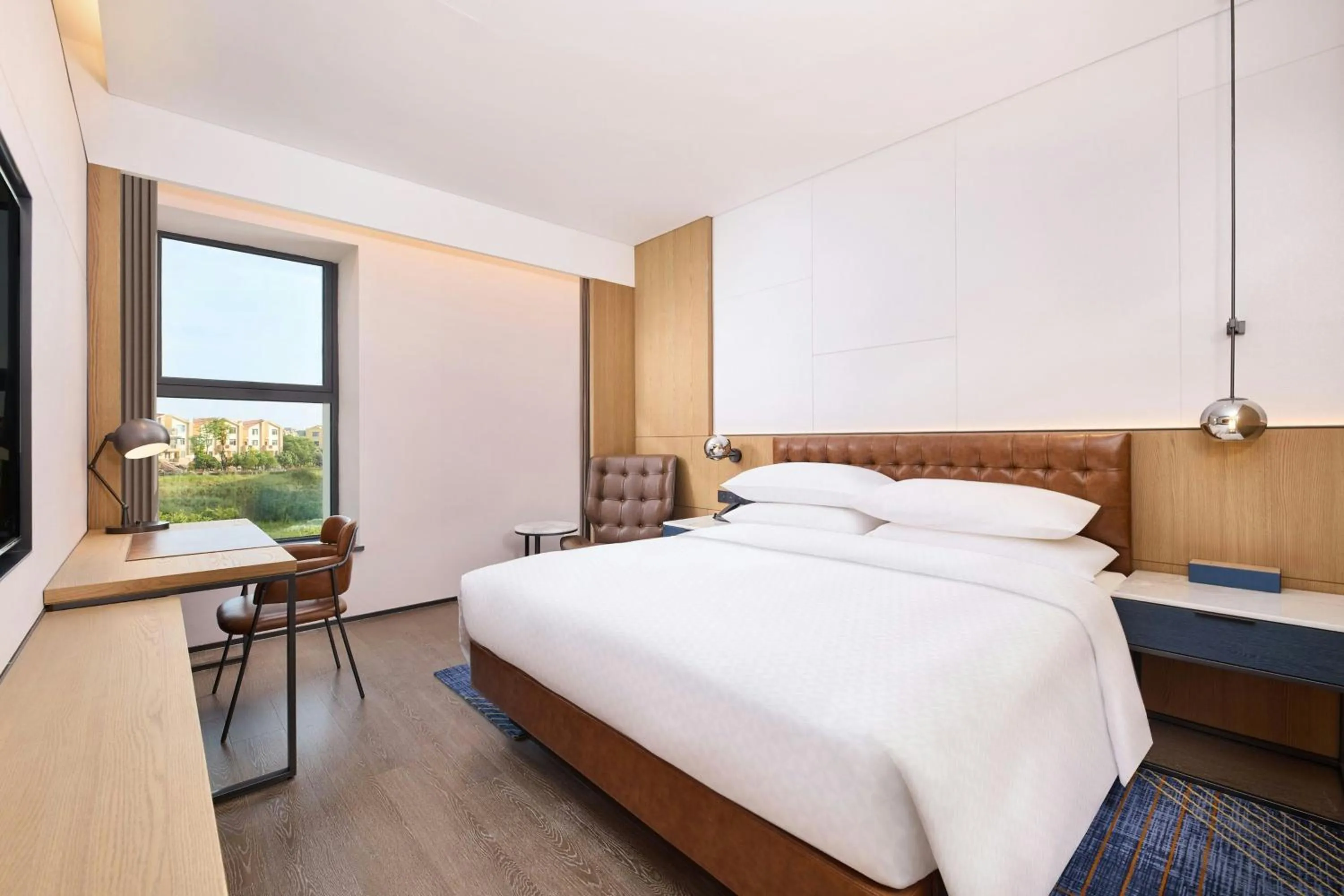 Bedroom, Bed in Four Points by Sheraton Kunming Changshui Airport