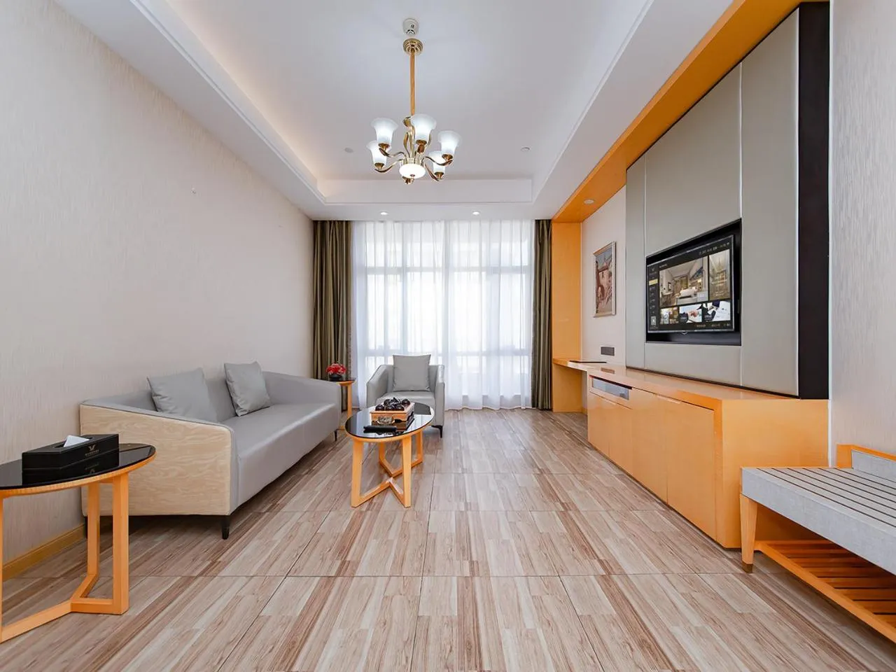 Vienna International Hotel Jingzhou New World