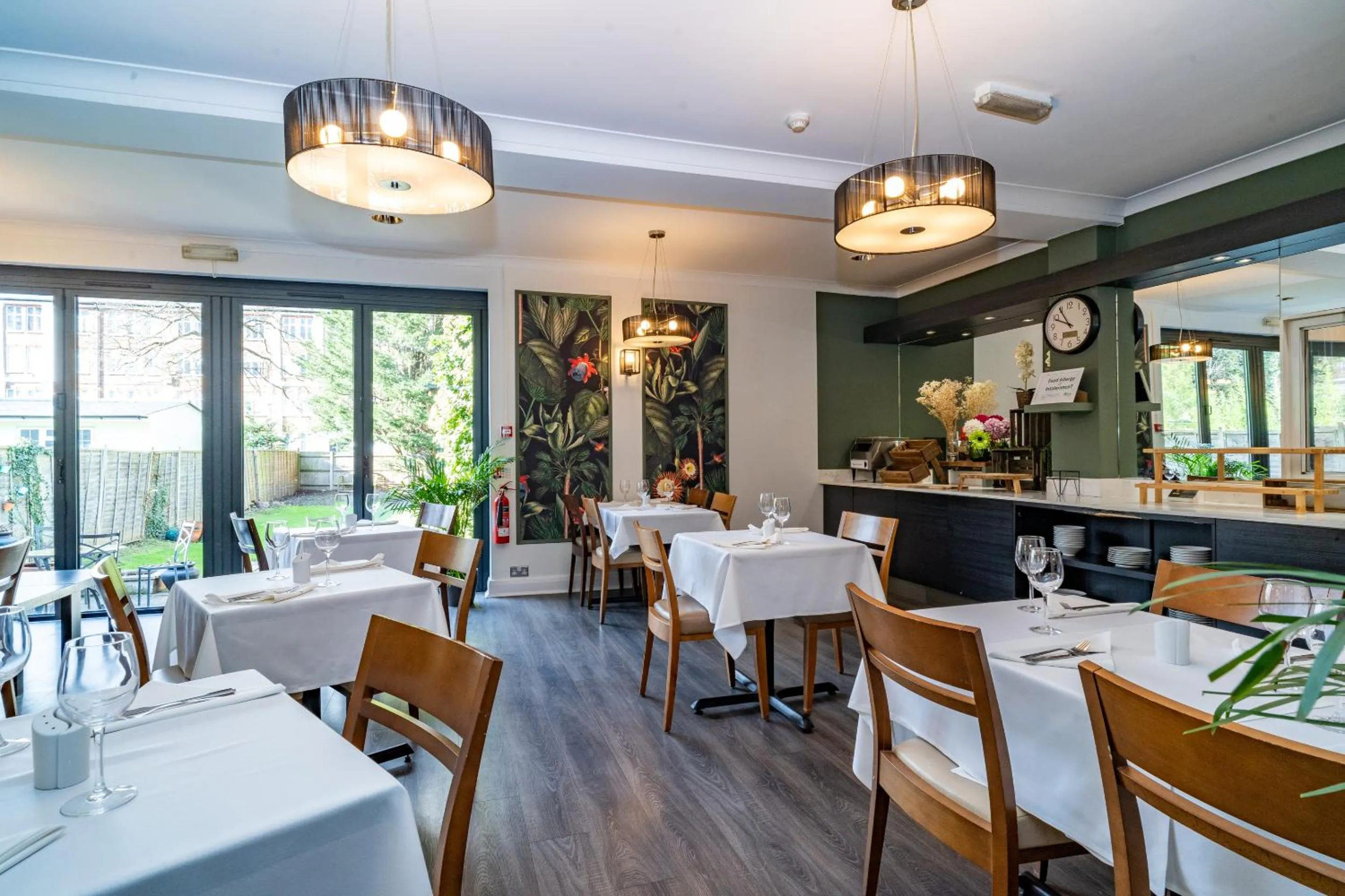 Dining area in Croft Court Hotel