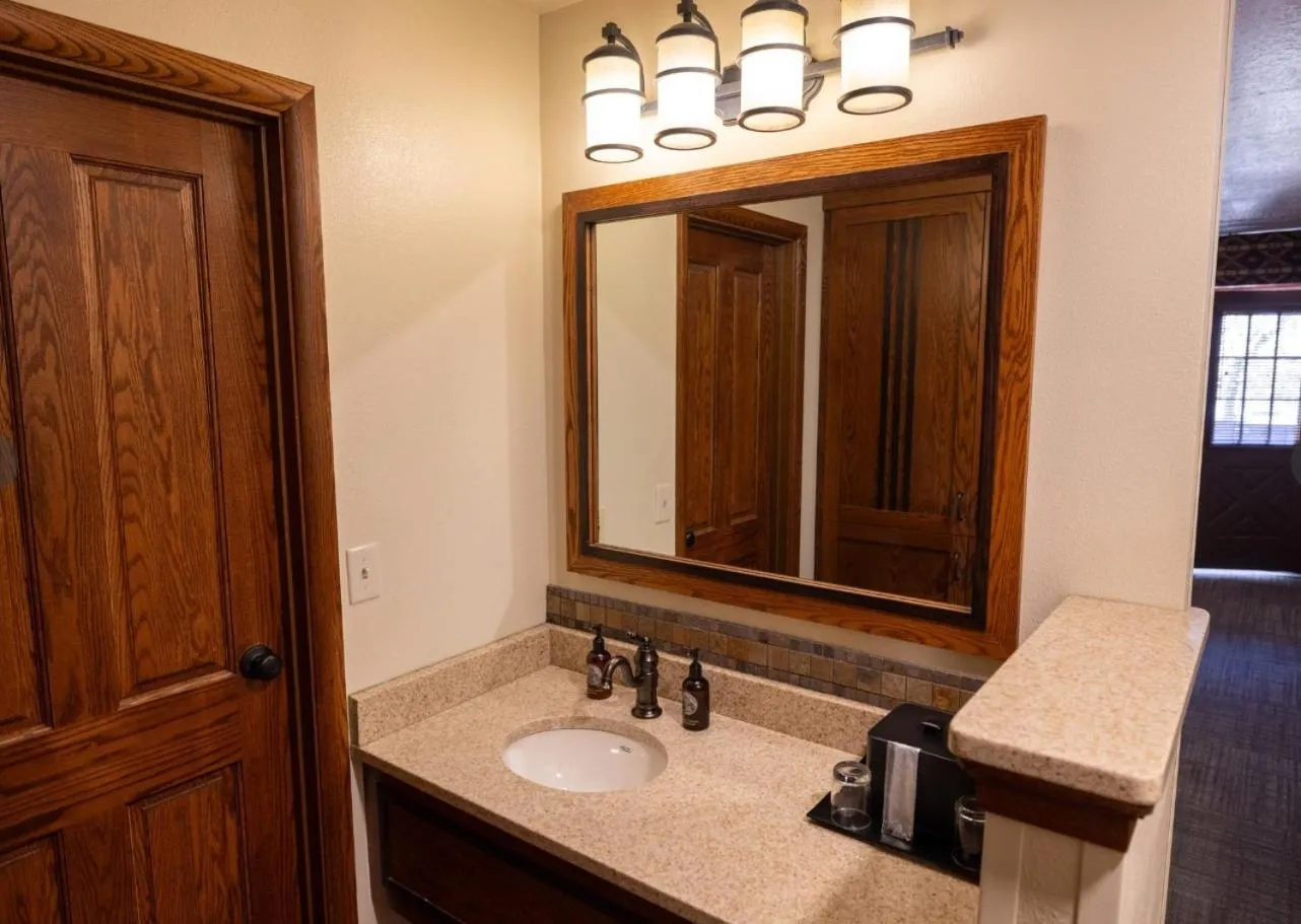 Facade/entrance in Zion Lodge - Inside the Park