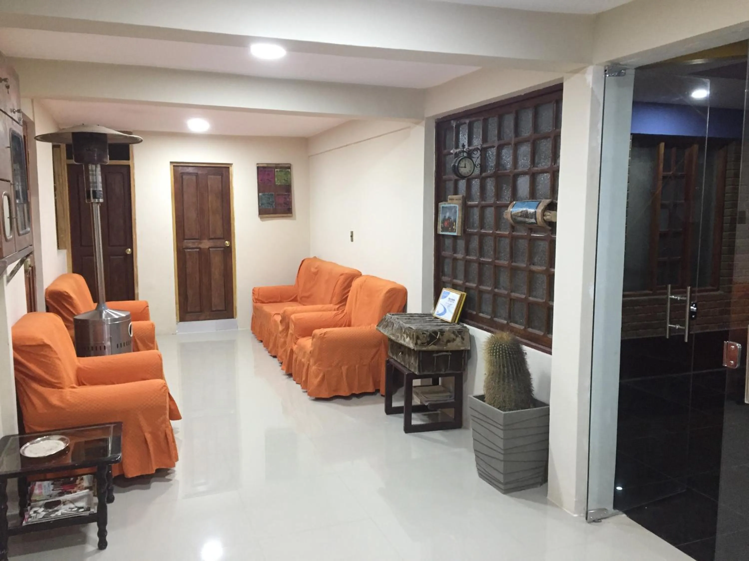 Lobby or reception in Tonito Hotel