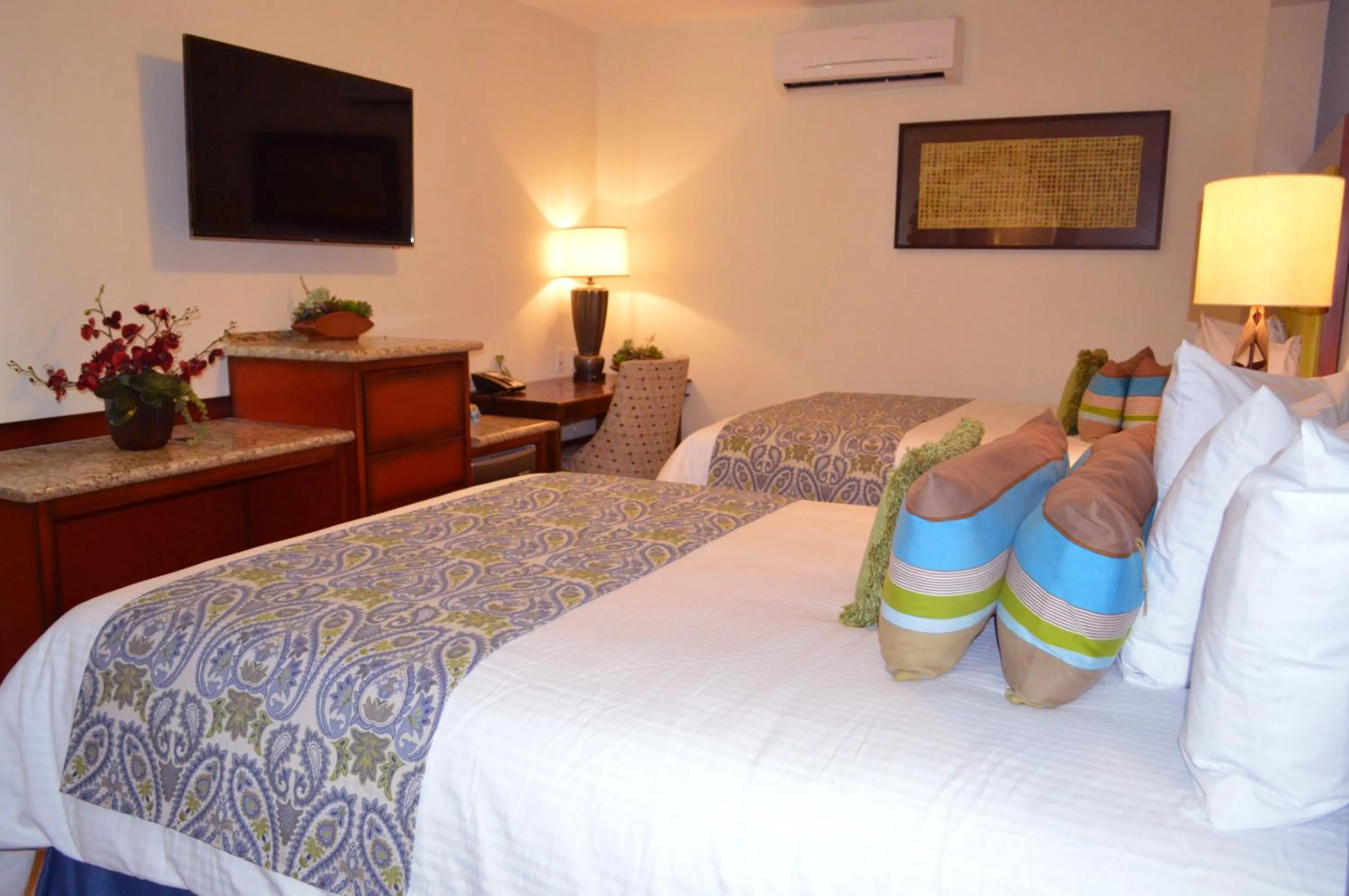 Decorative detail, Bed in Hotel HBlue Centro