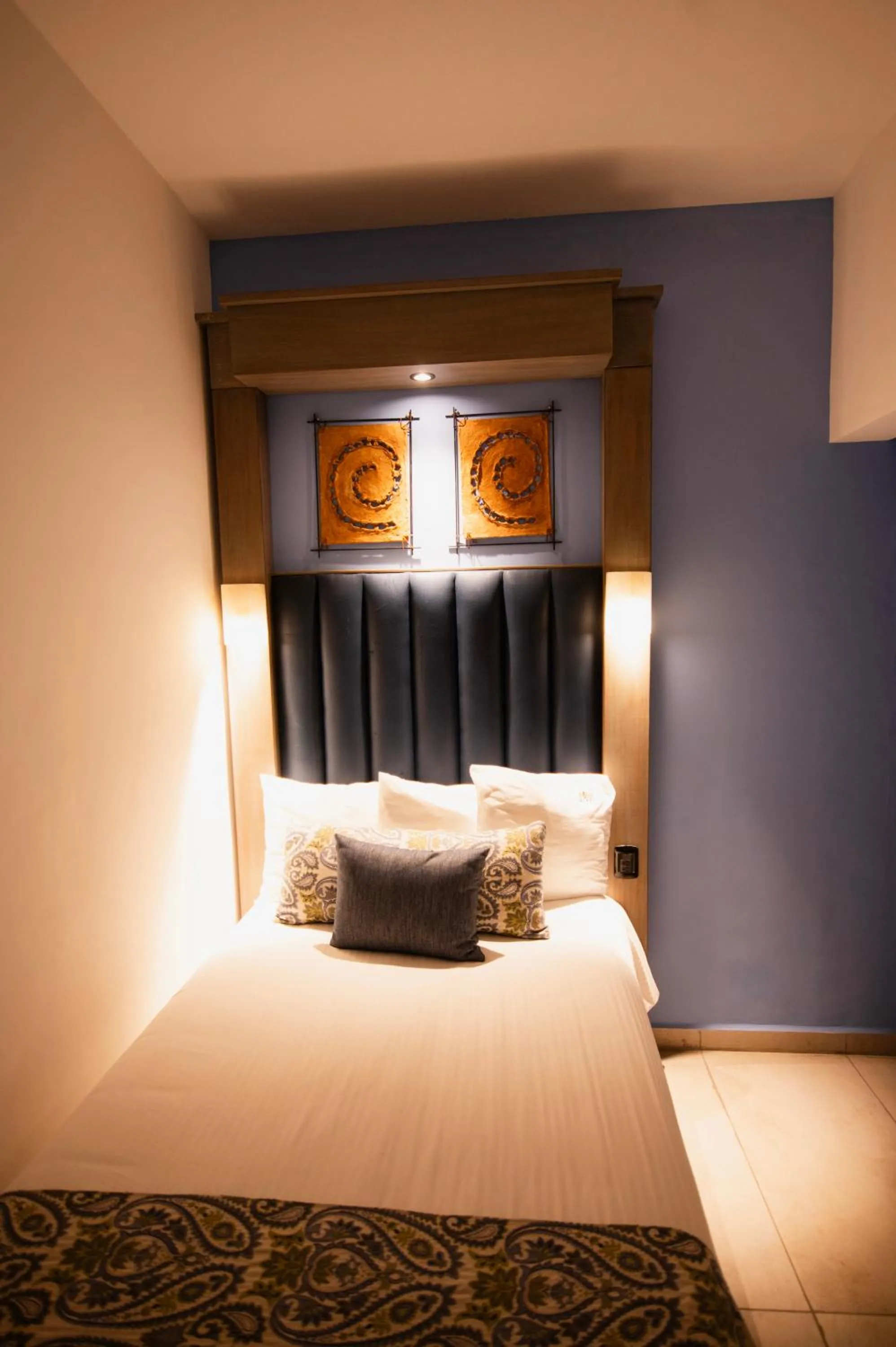 Bed in Hotel HBlue Centro