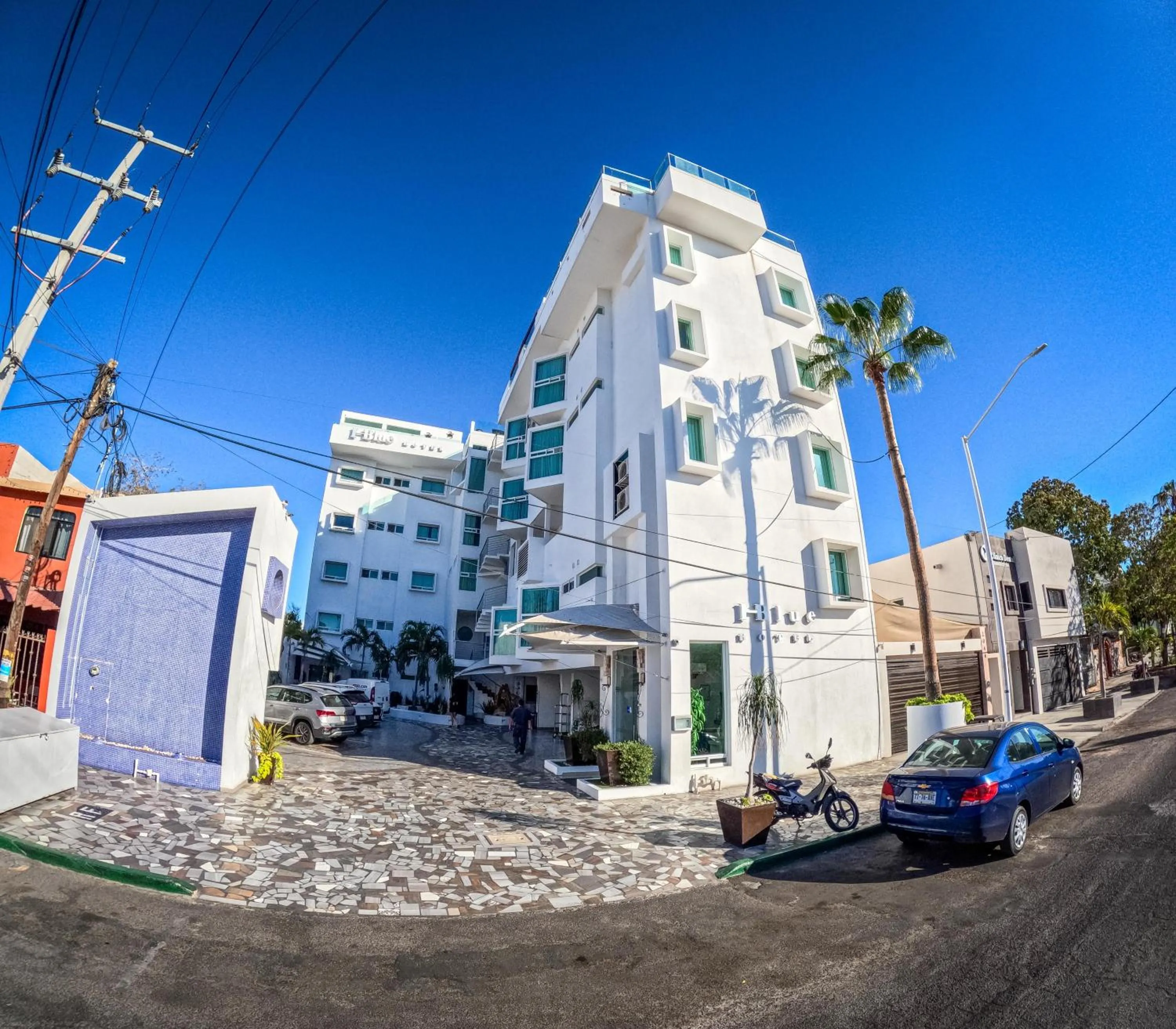 Street view in Hotel HBlue Centro