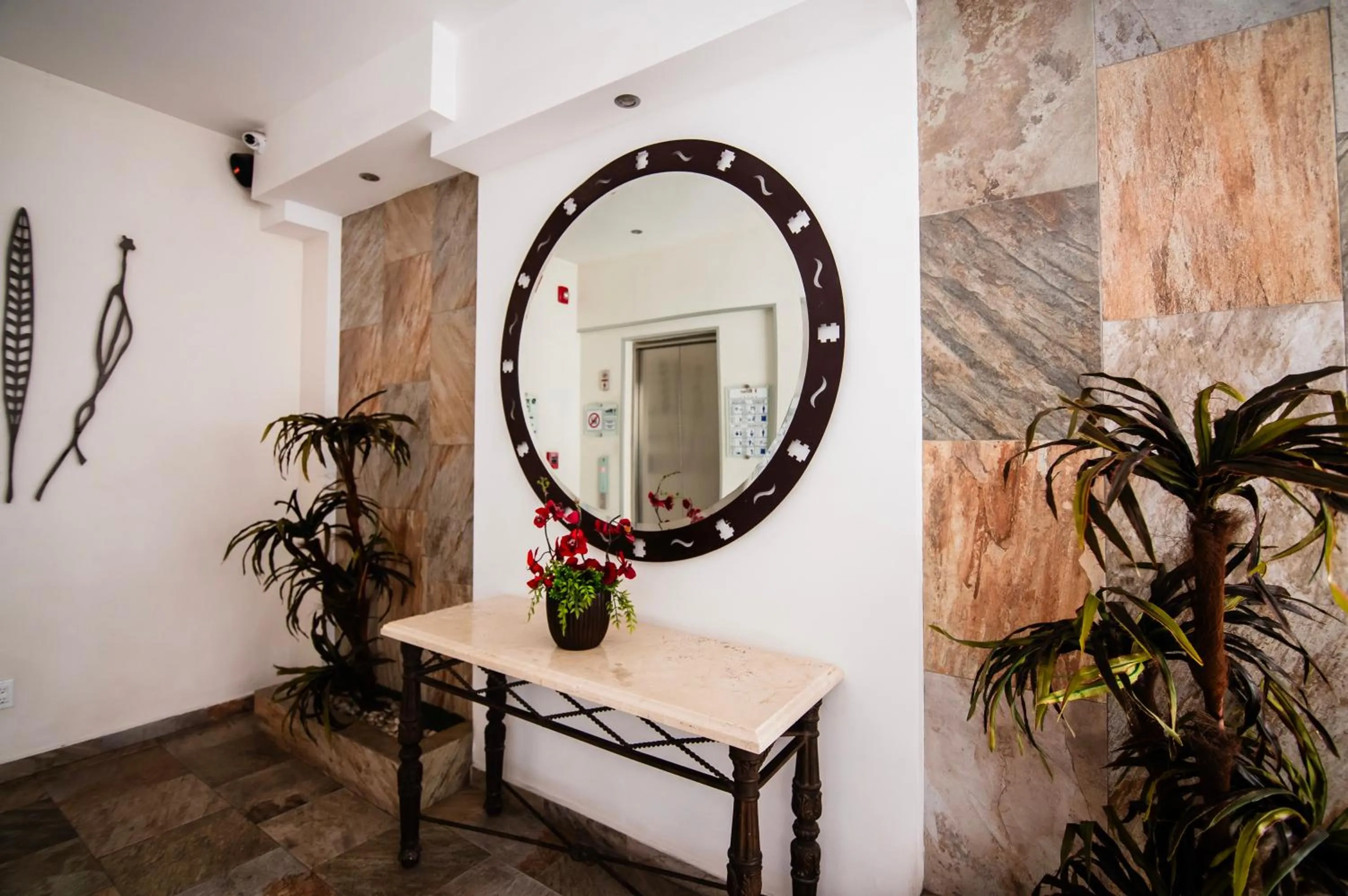 Decorative detail in Hotel HBlue Centro