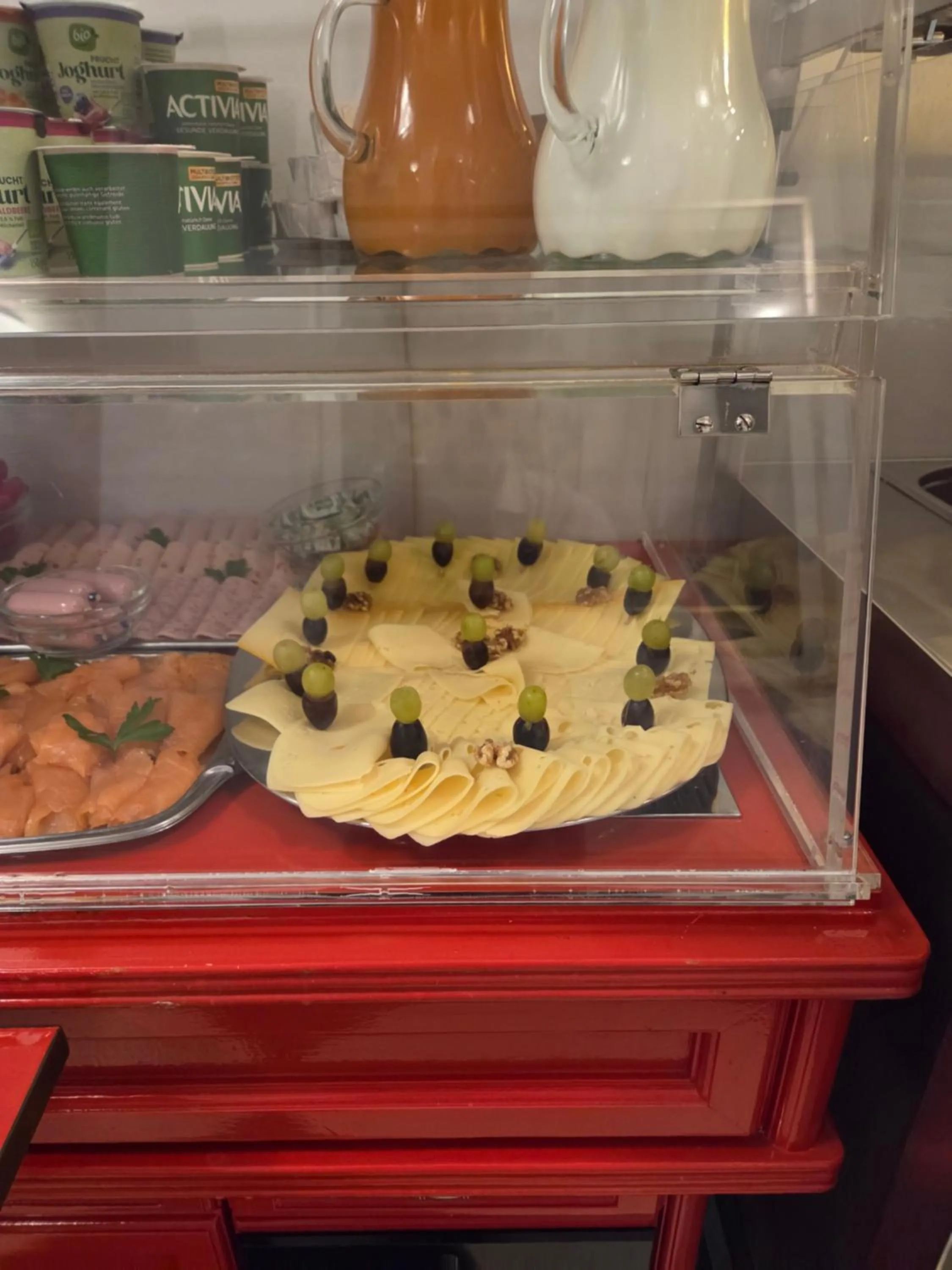 Buffet breakfast in Hotel Freiheit