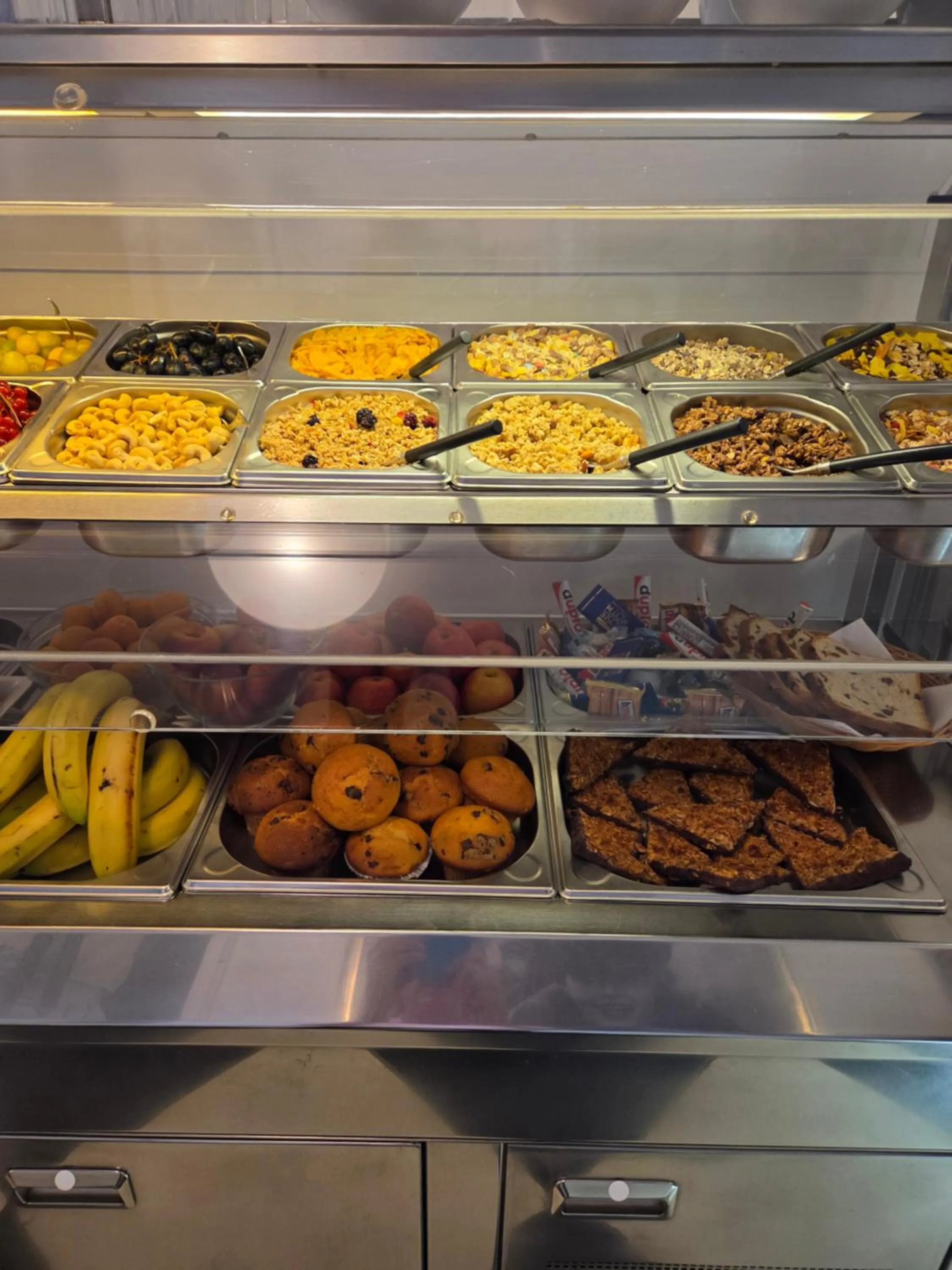 Buffet breakfast in Hotel Freiheit