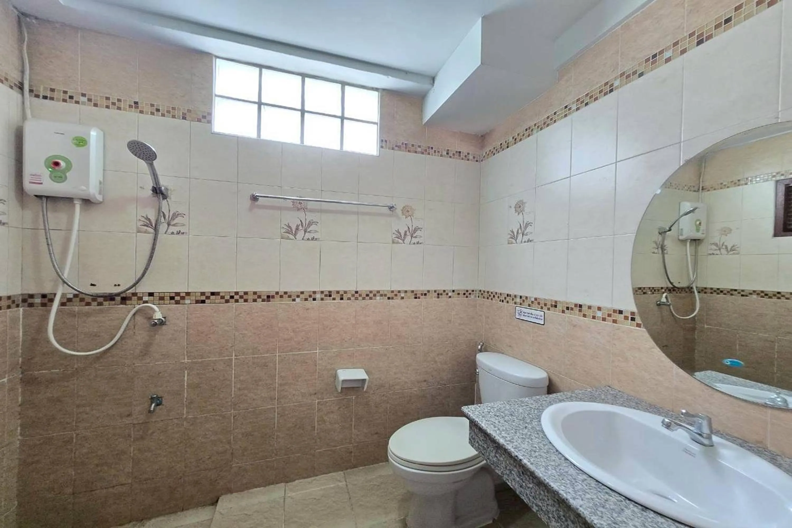 Bathroom in Baan Sabai Guesthouse