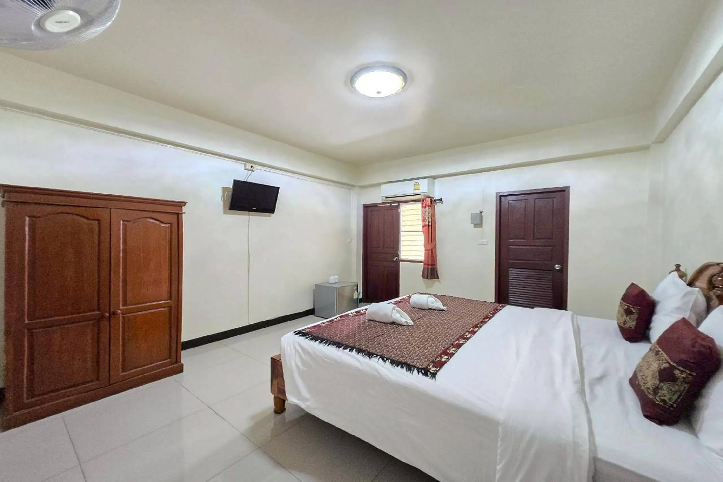 Bed in Baan Sabai Guesthouse