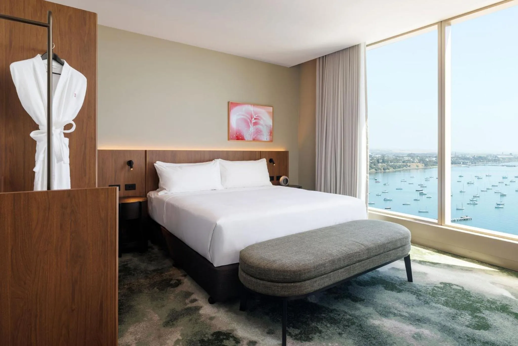 Photo of the whole room, Bed in Crowne Plaza Geelong by IHG