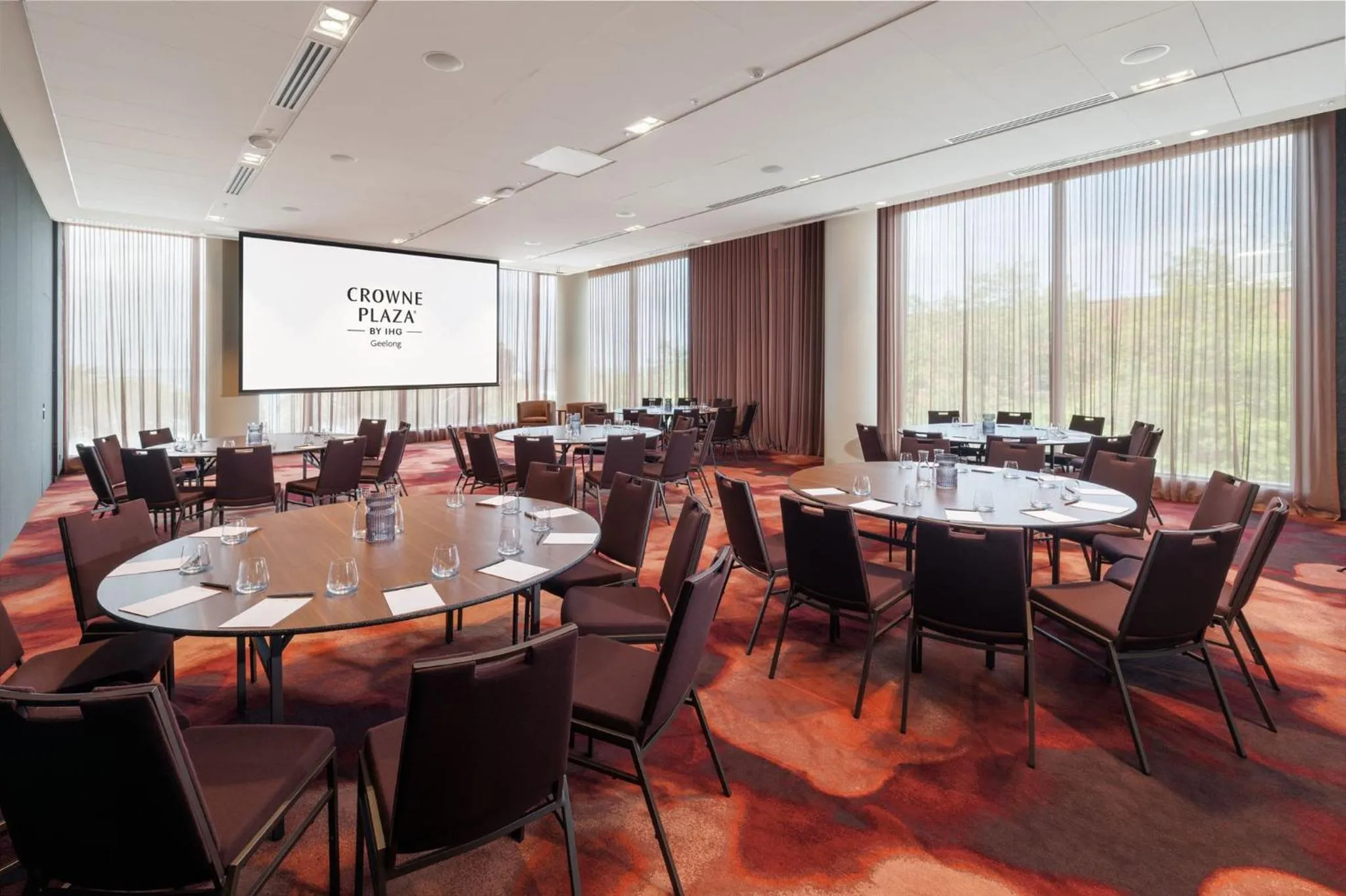 Meeting/conference room in Crowne Plaza Geelong by IHG