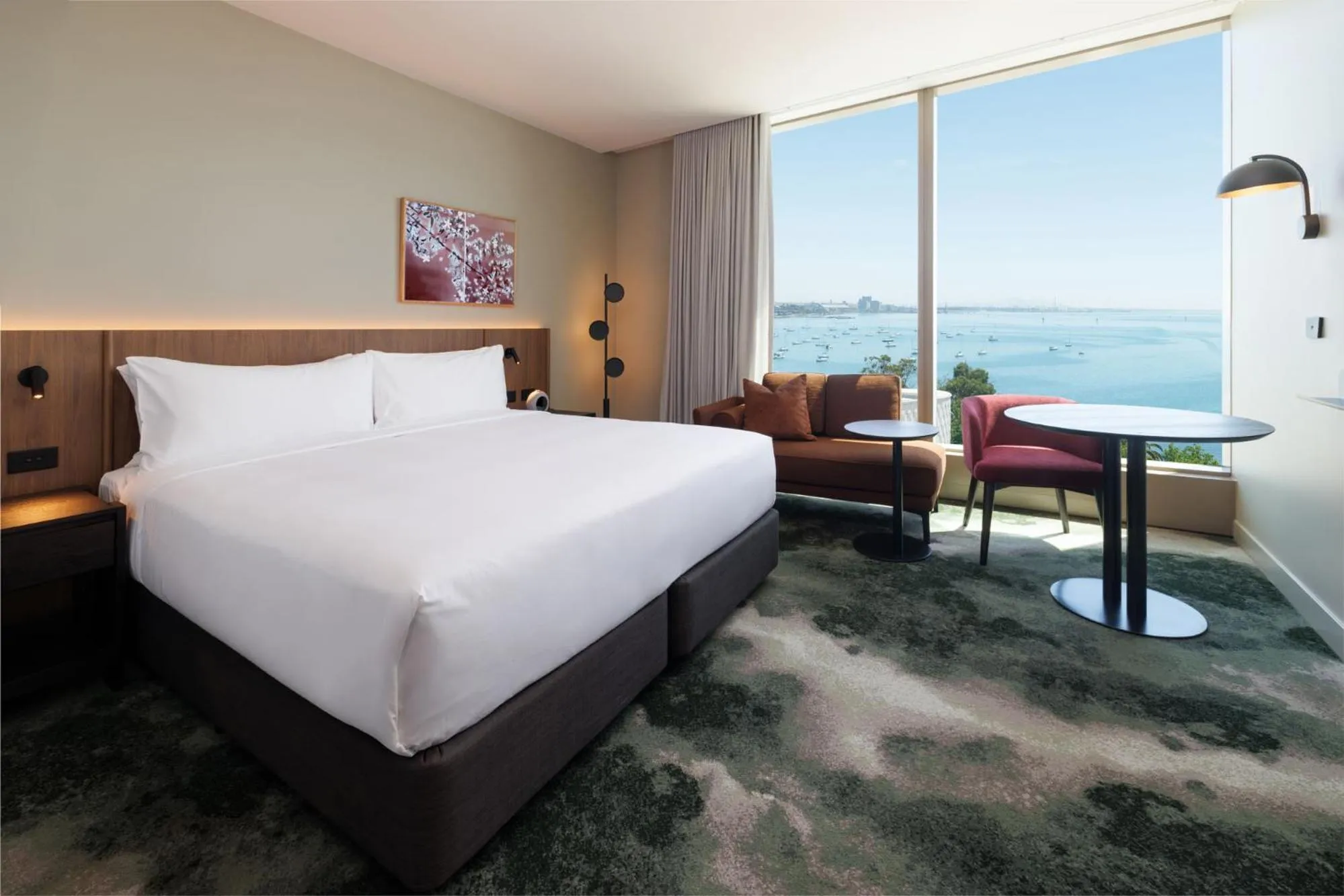Bed in Crowne Plaza Geelong by IHG