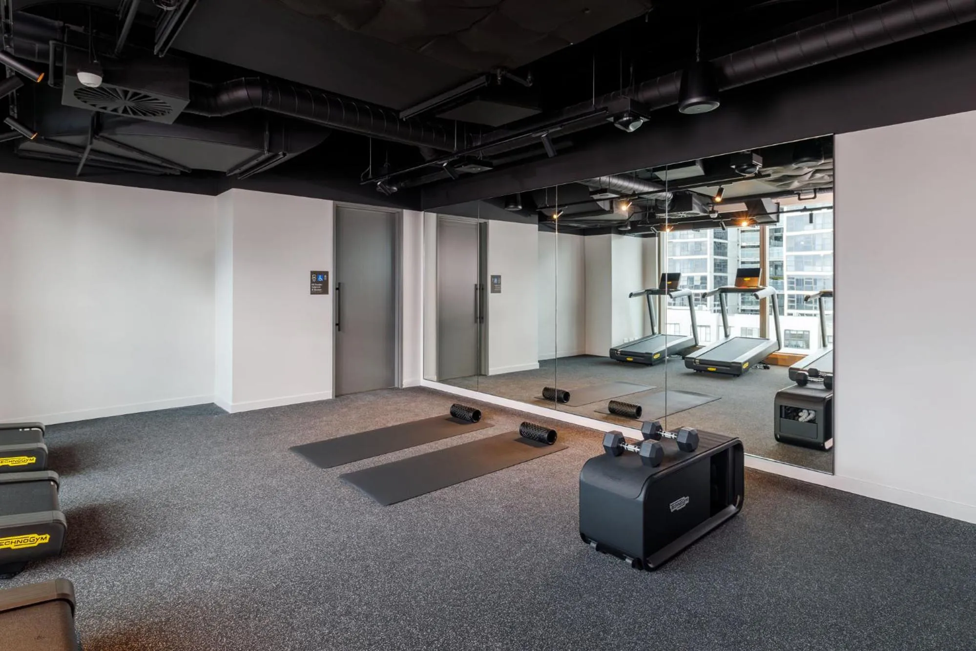 Fitness centre/facilities in Crowne Plaza Geelong by IHG