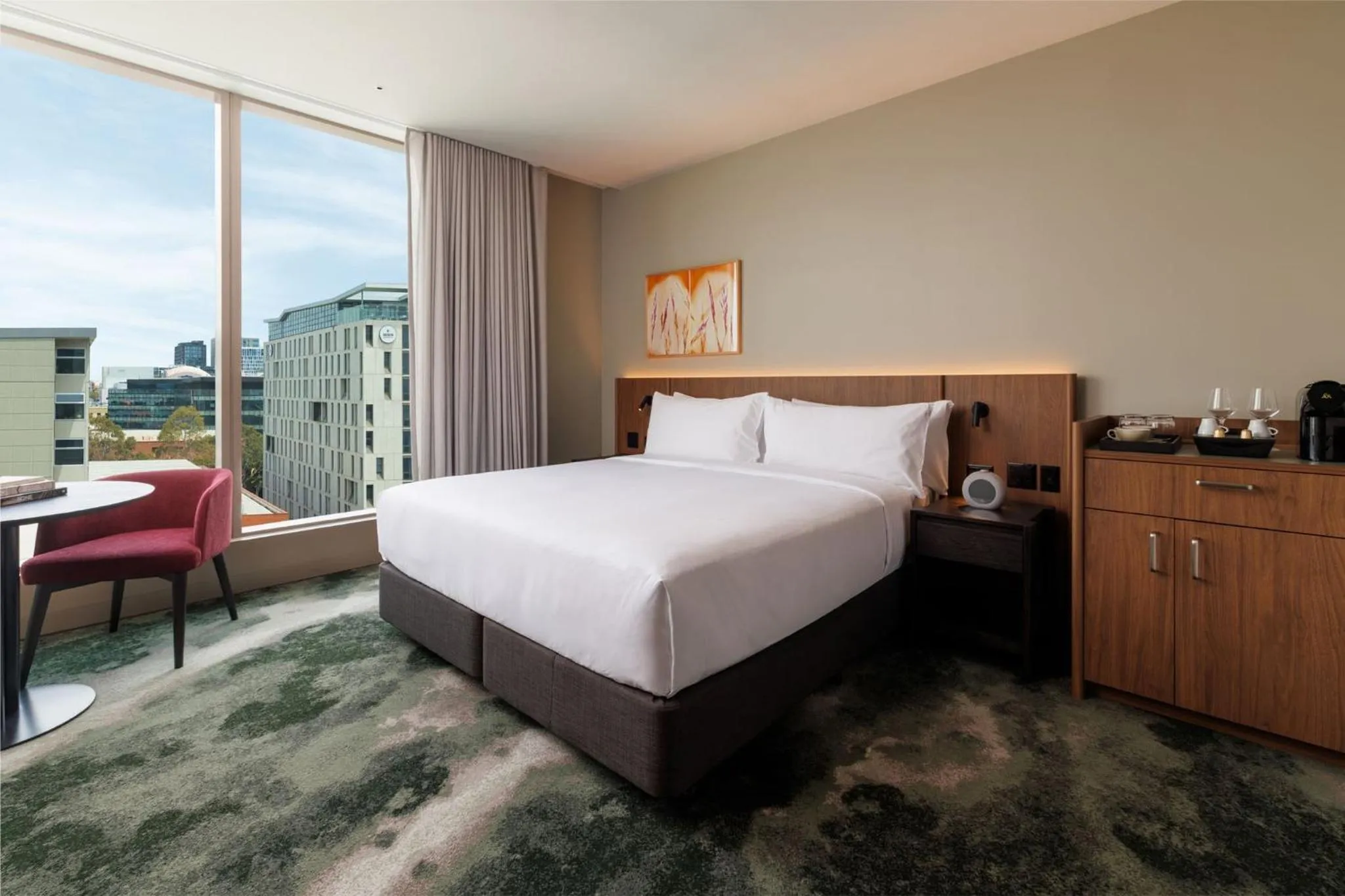 Photo of the whole room, Bed in Crowne Plaza Geelong by IHG