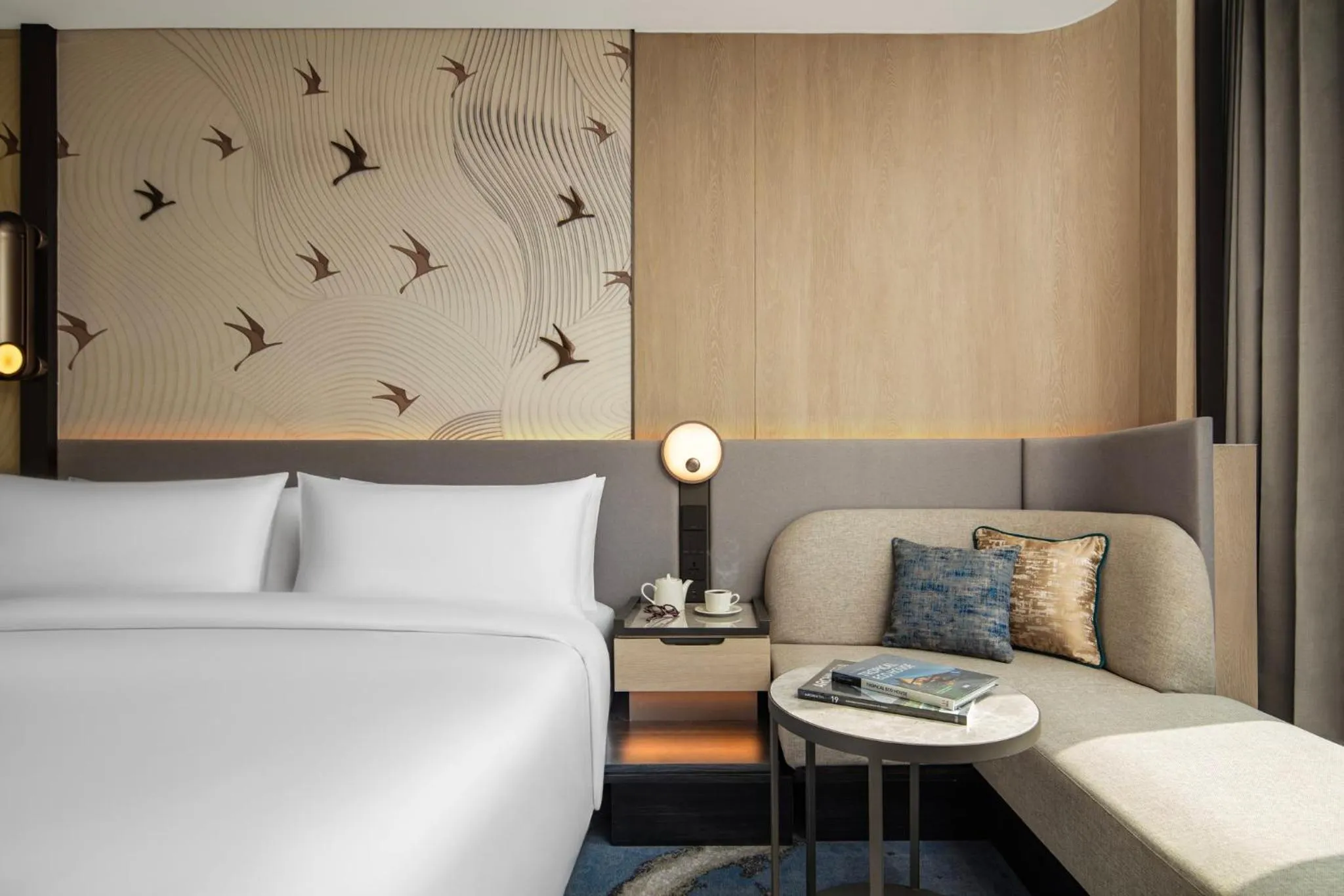 Photo of the whole room, Bed in Crowne Plaza Labuan Bajo by IHG