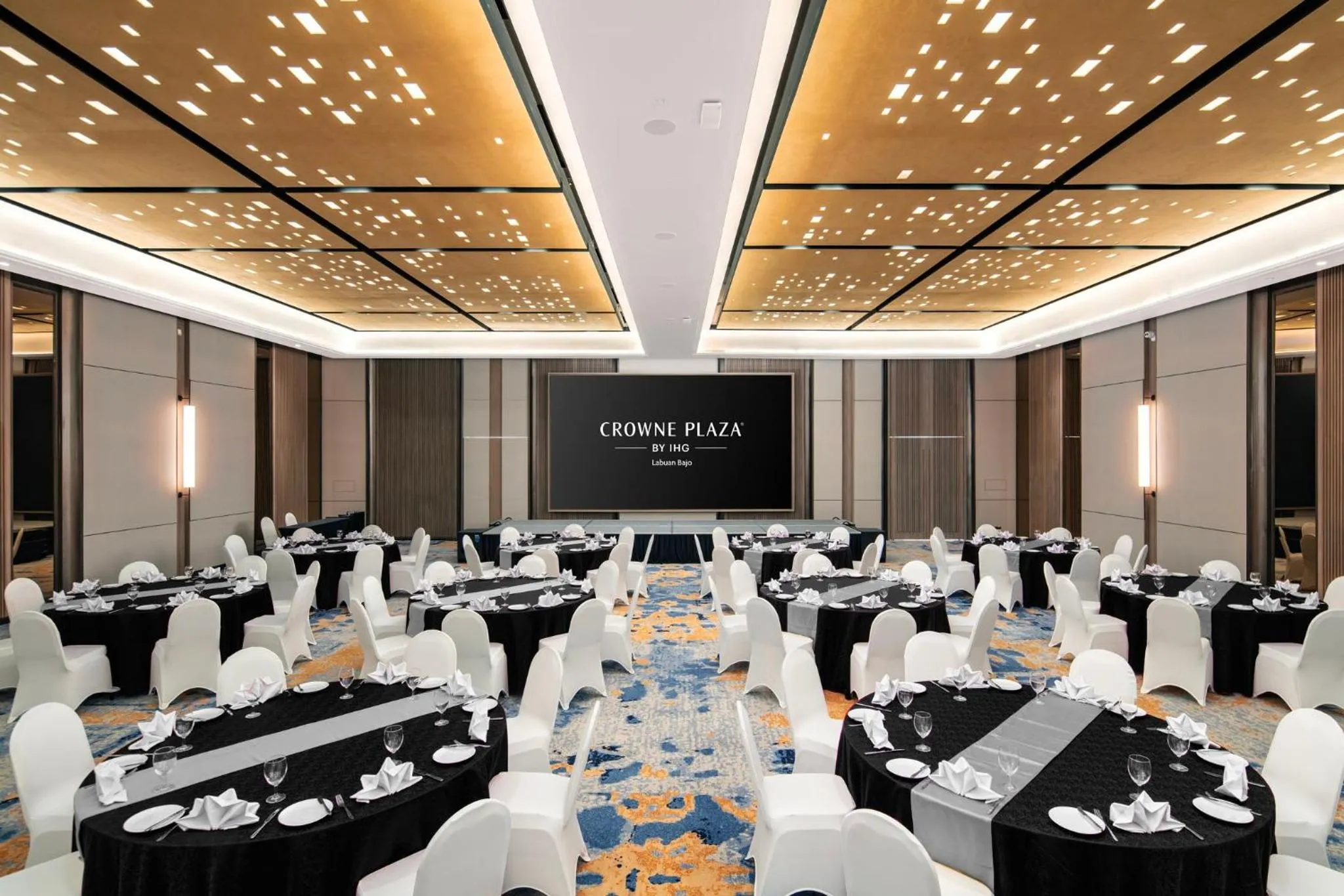 Banquet/Function facilities in Crowne Plaza Labuan Bajo by IHG