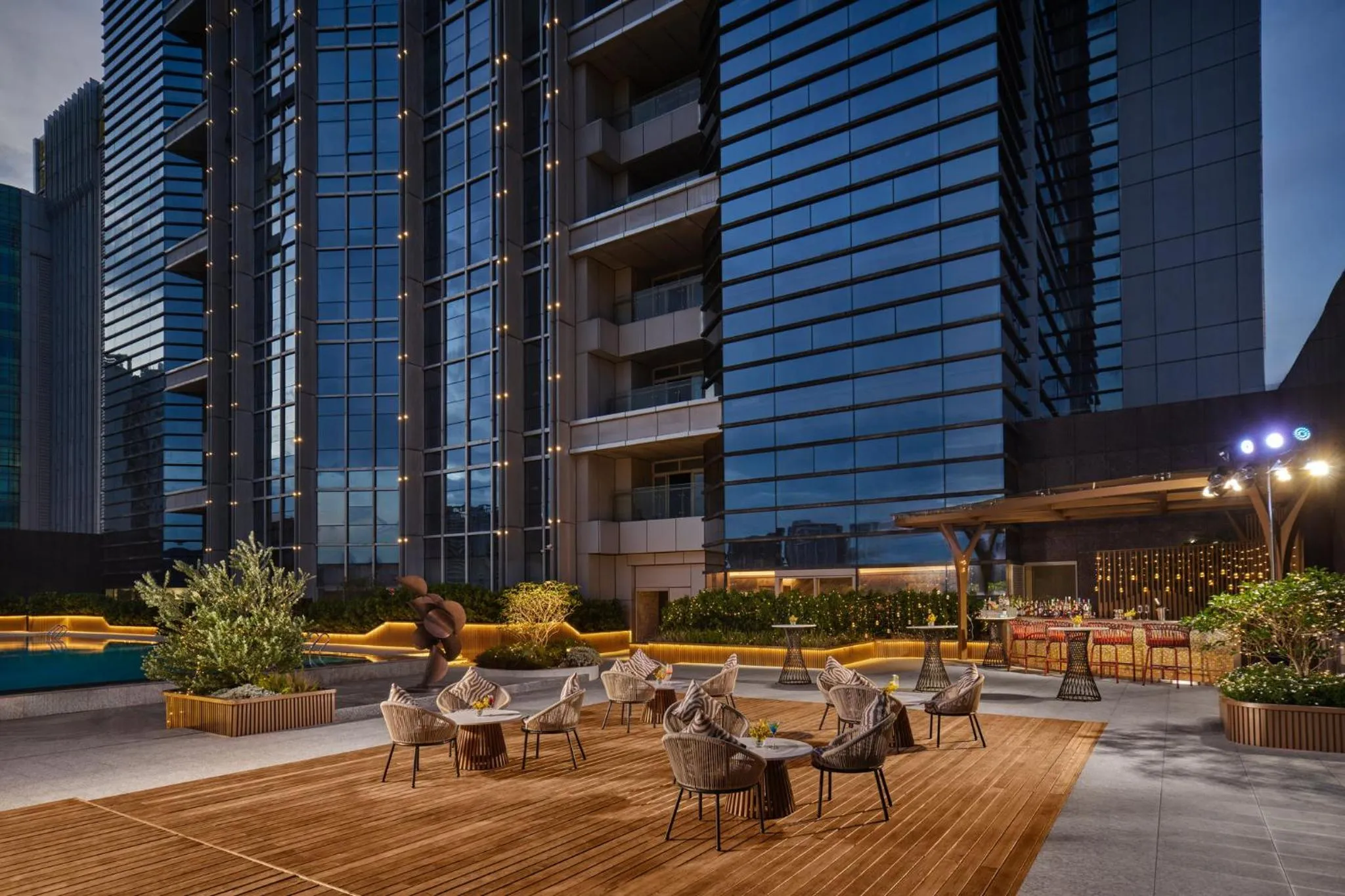 Restaurant/places to eat in Crowne Plaza Zhongshan Torch High-tech Zone by IHG