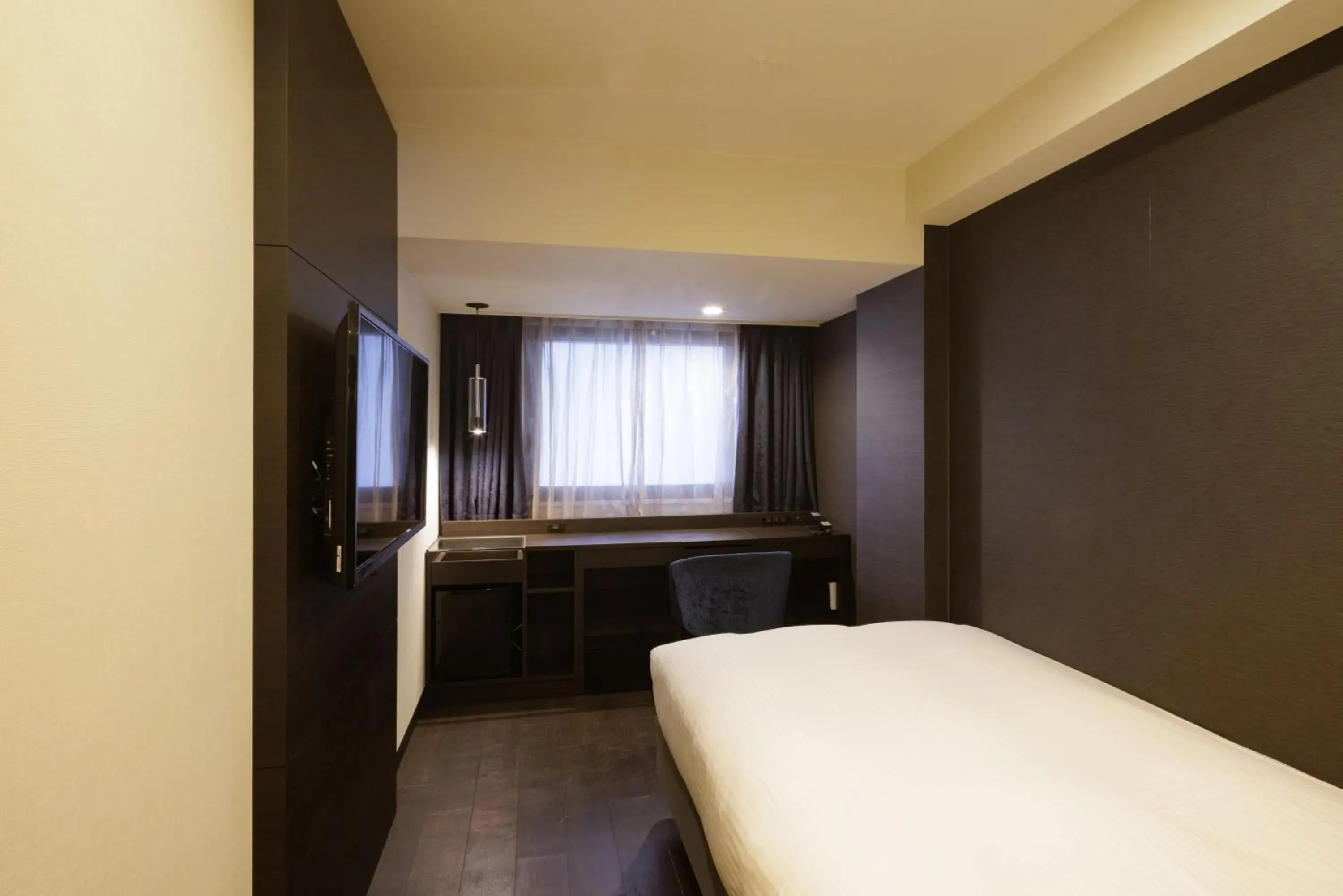 Economy Double Room in HOTEL AMANEK Osaka Namba Economy Double Room in HOTEL AMANEK Osaka Namba