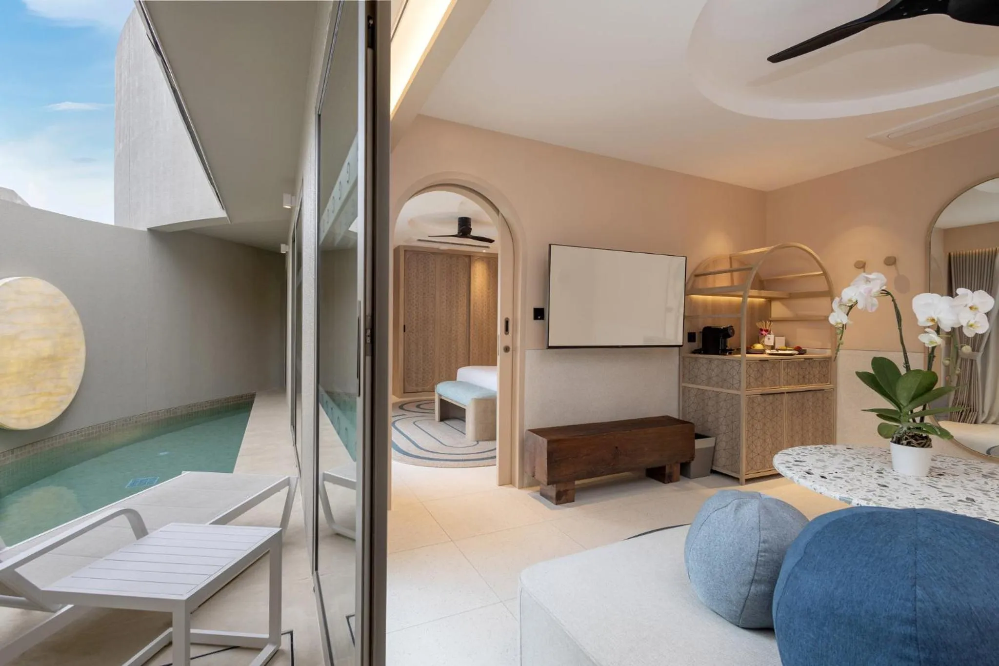 Photo of the whole room in Centara Karon Villas Phuket