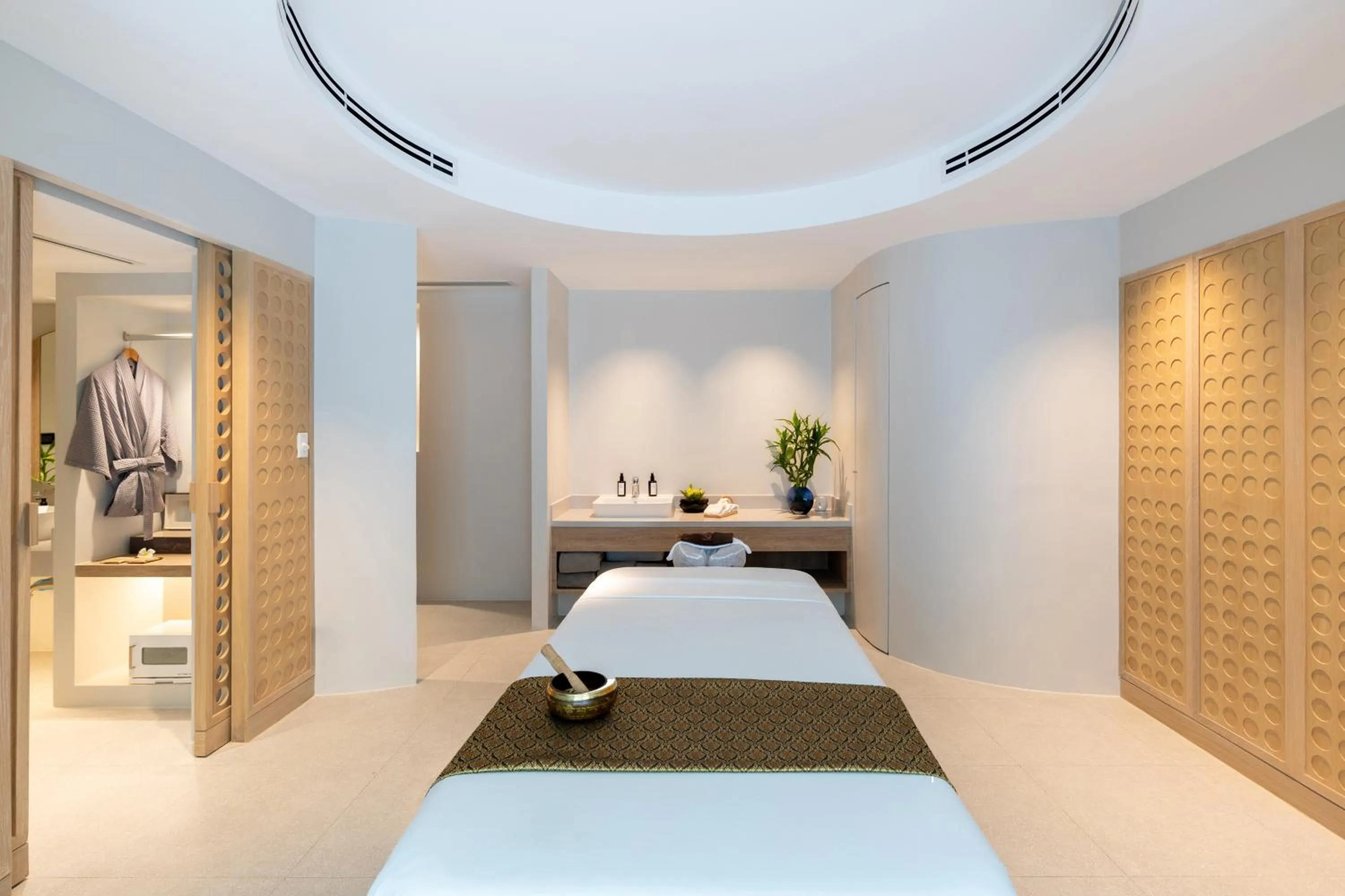 Spa and wellness centre/facilities, Bed in Centara Karon Villas Phuket