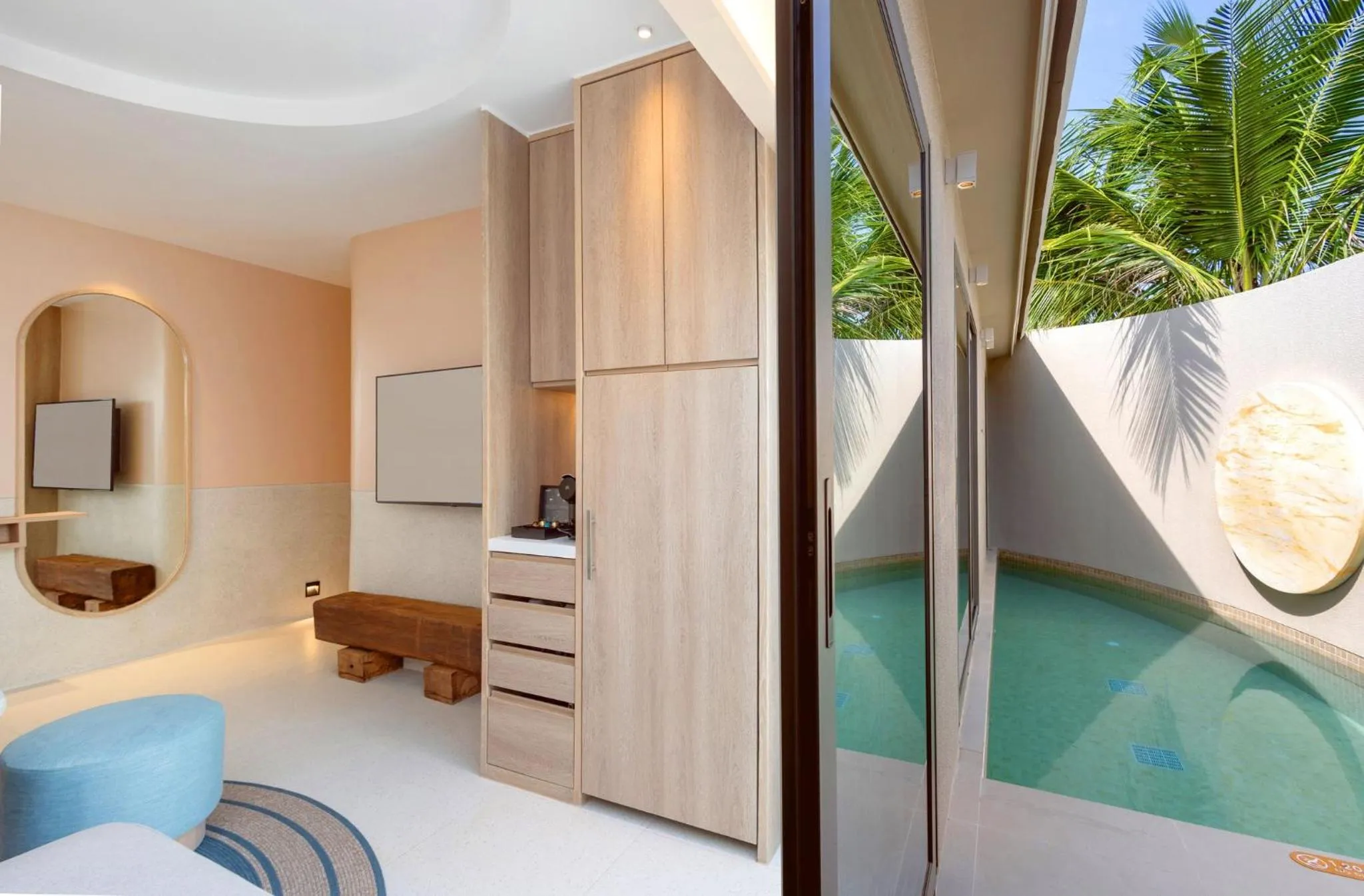 Photo of the whole room in Centara Karon Villas Phuket