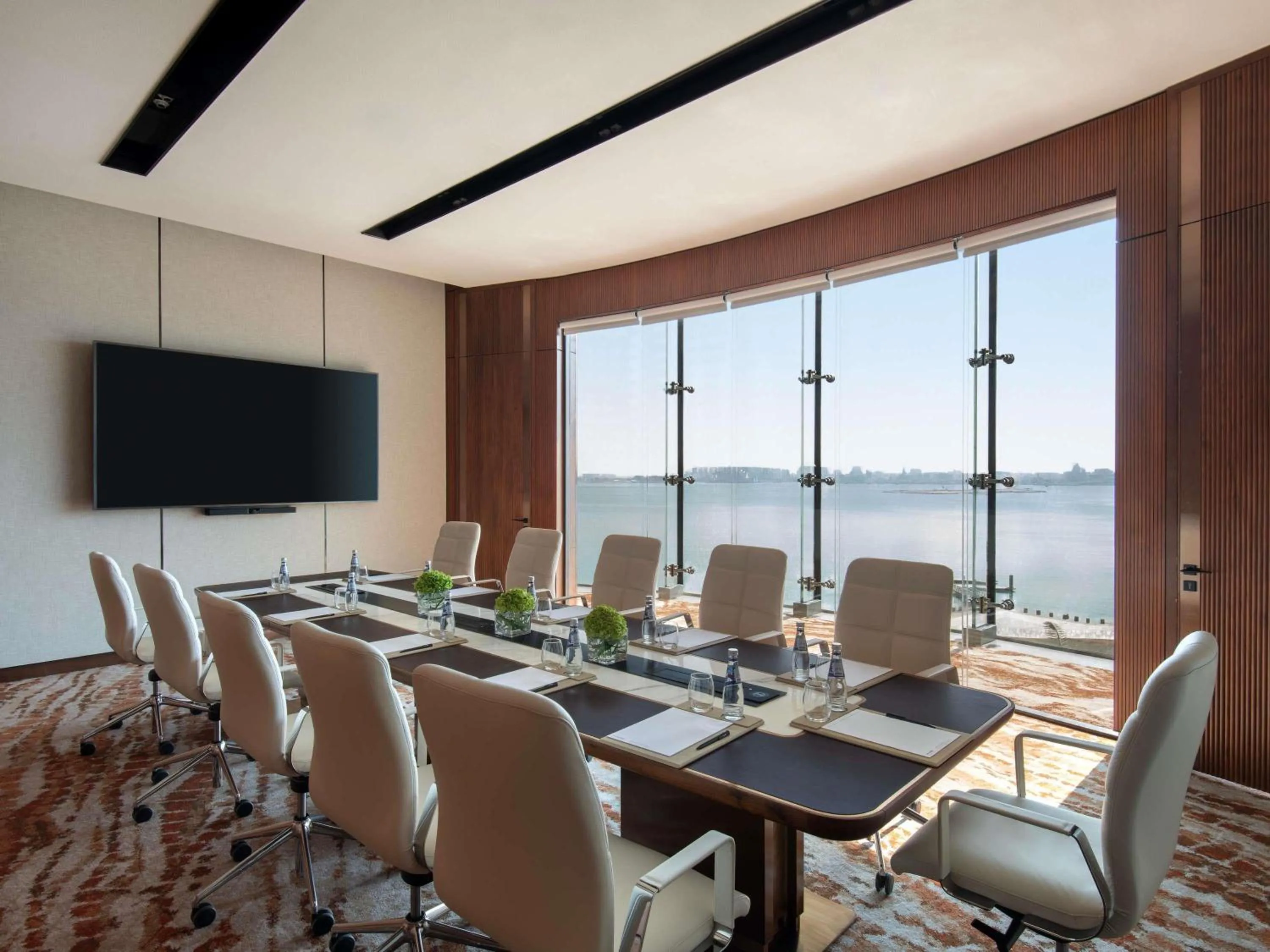 Meeting/conference room in Swissôtel Corniche Park Towers Doha