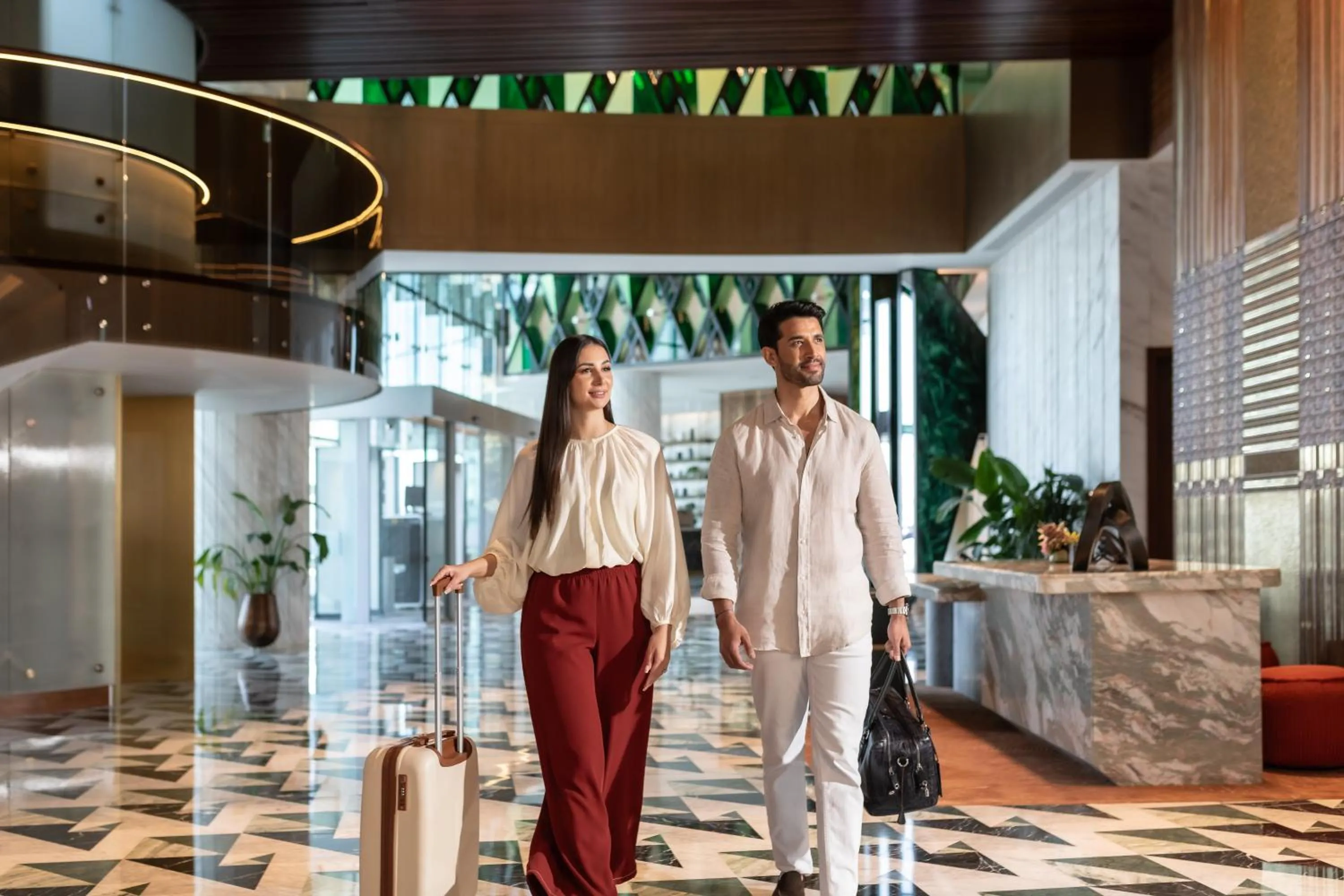 Lobby or reception in Swissôtel Corniche Park Towers Doha