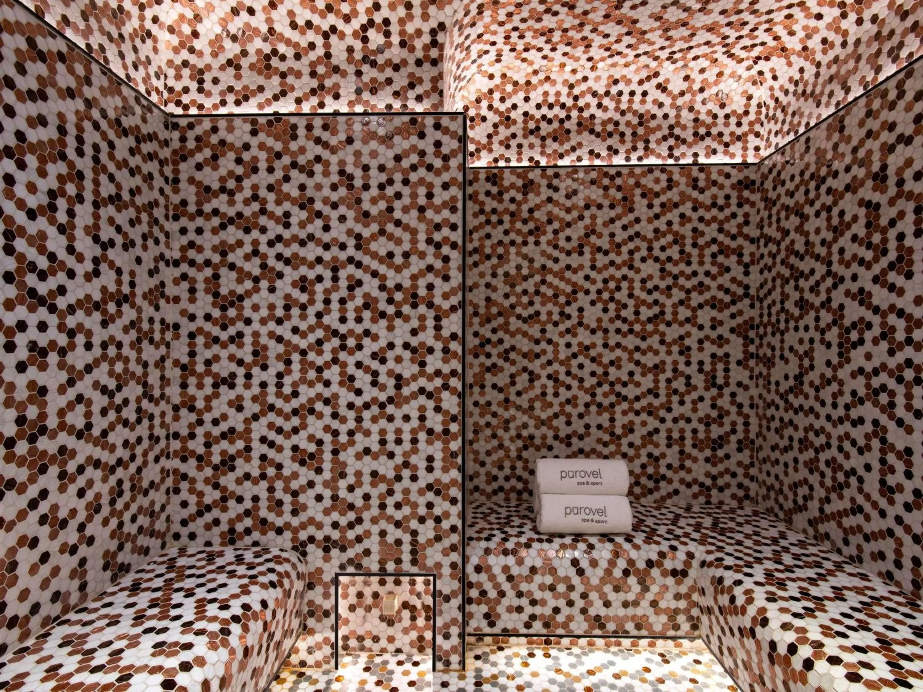 Spa and wellness centre/facilities in Swissôtel Corniche Park Towers Doha