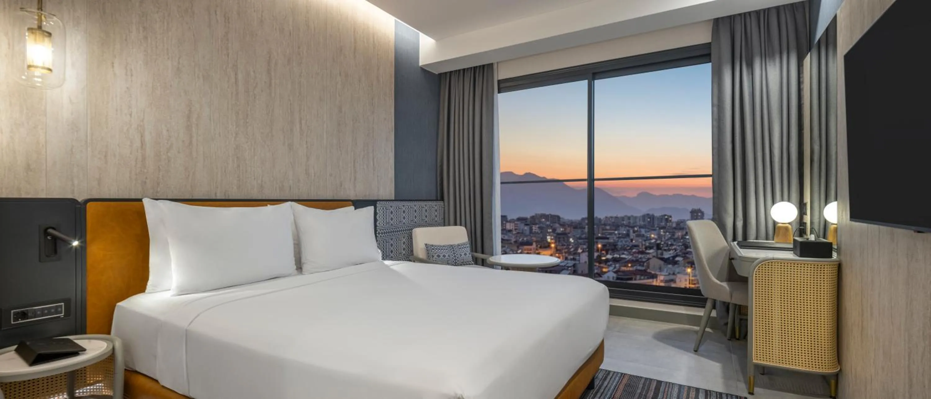 Bed in MERCURE ANTALYA KONYAALTI