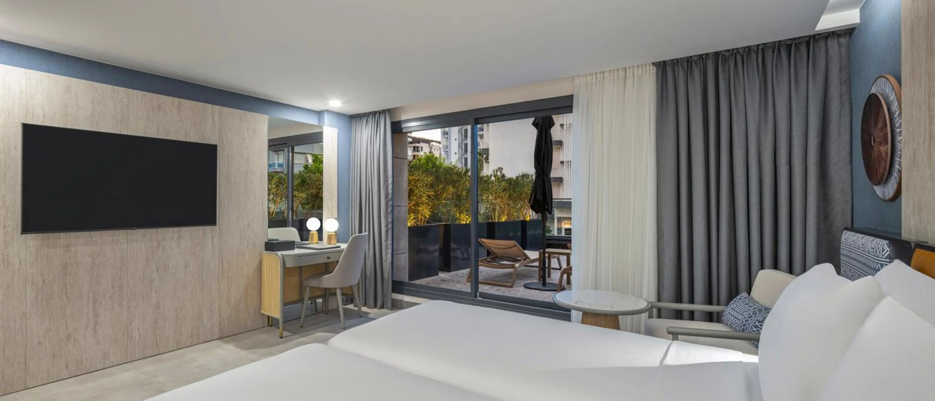 Bed in MERCURE ANTALYA KONYAALTI