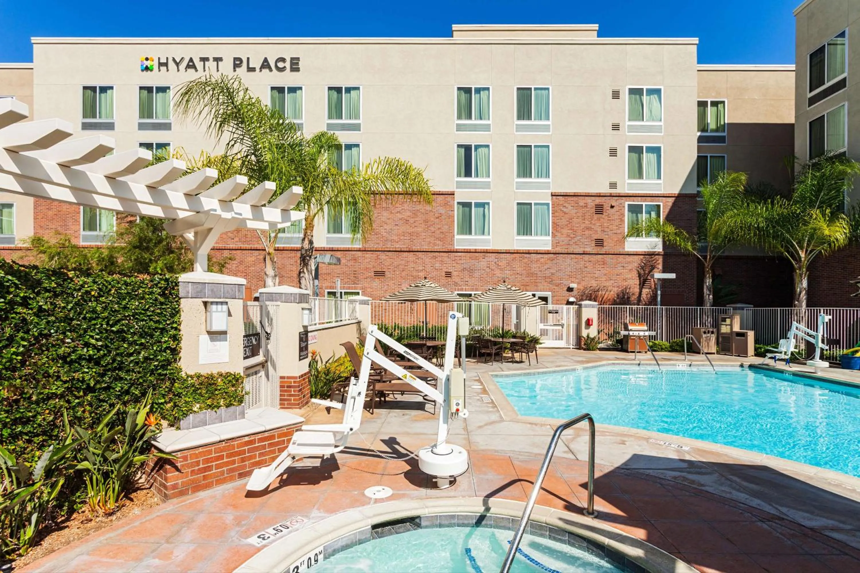 Swimming pool in Hyatt Place San Diego-Vista/Carlsbad