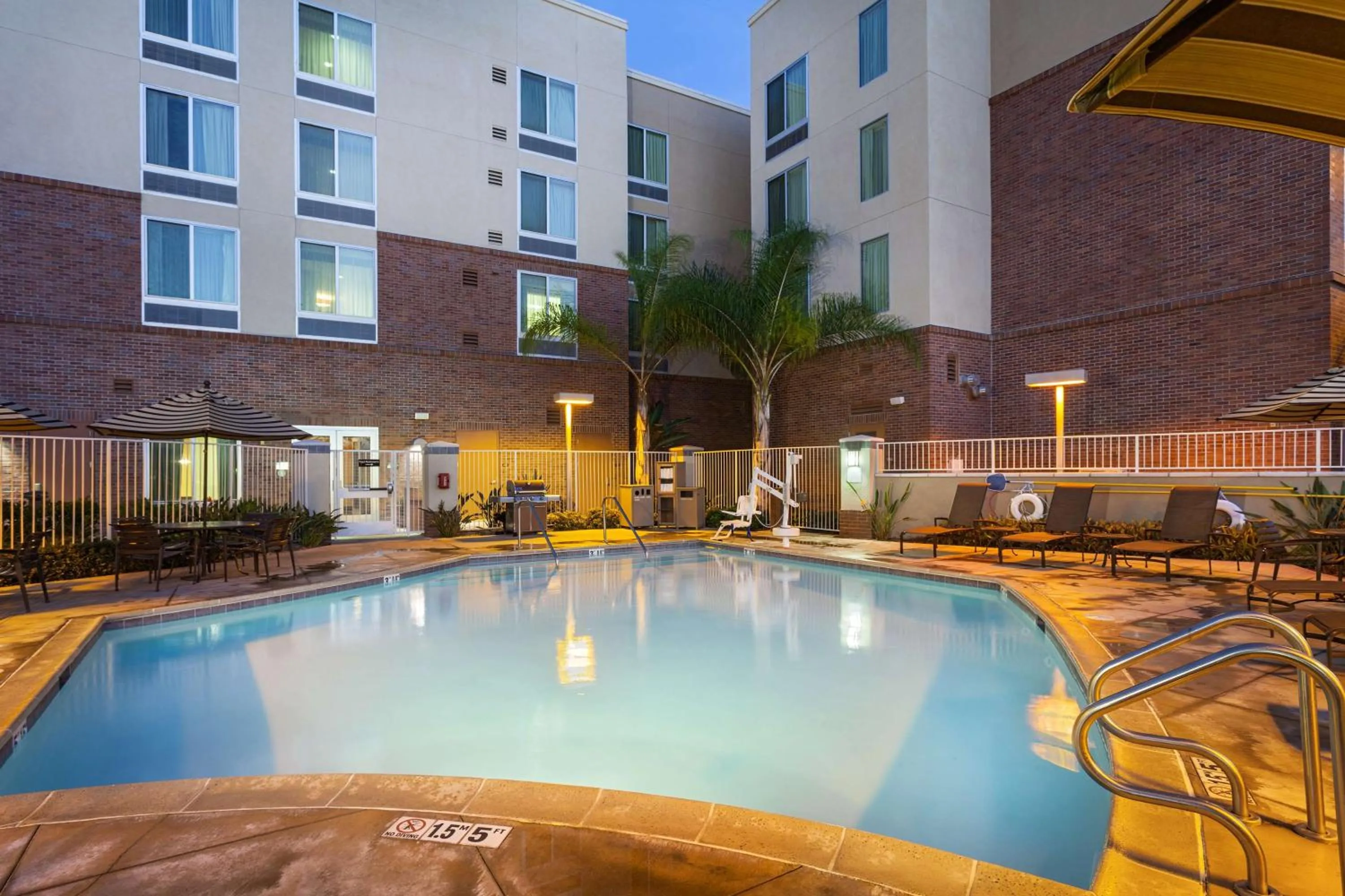 Swimming pool in Hyatt Place San Diego-Vista/Carlsbad
