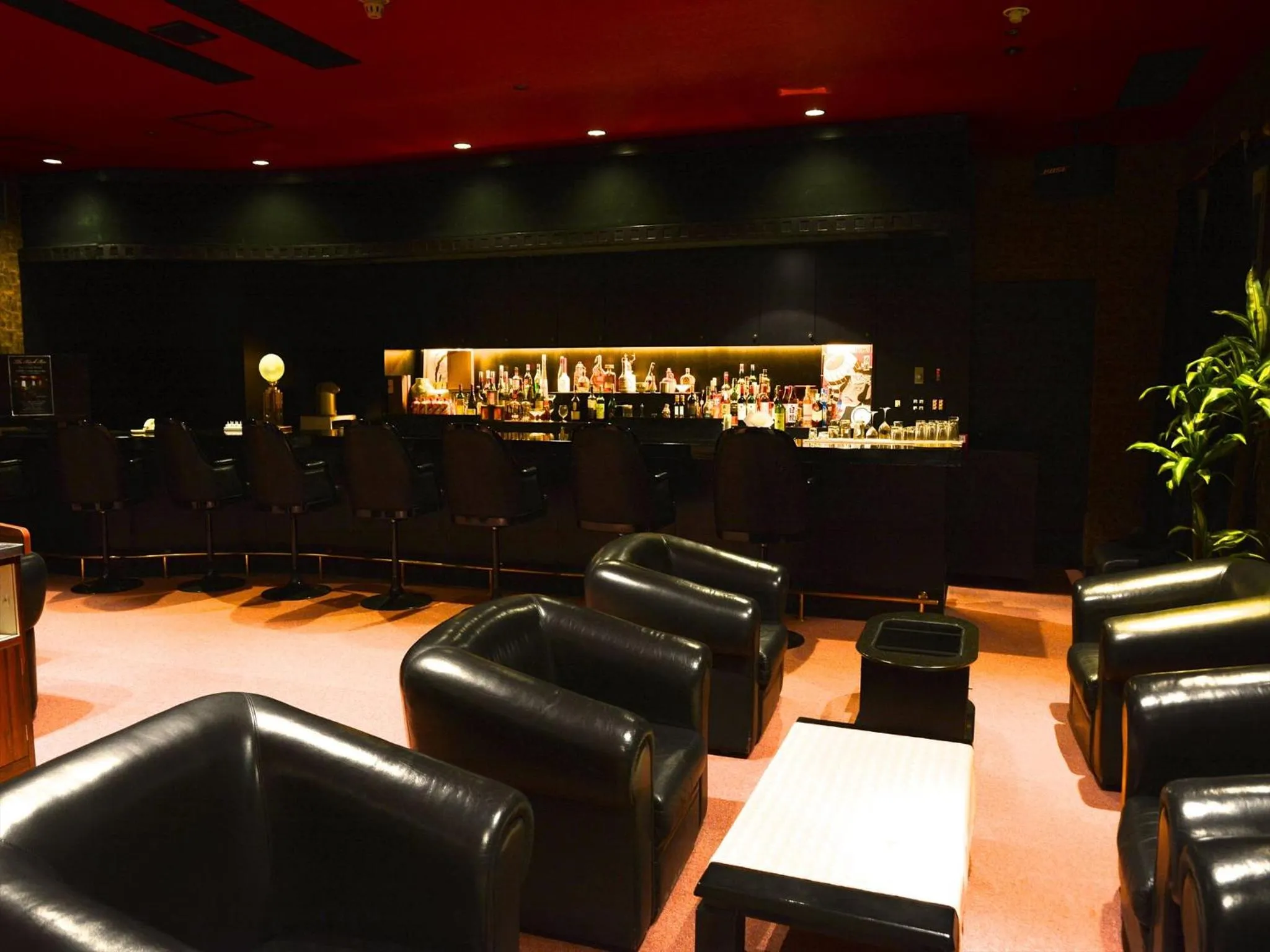 Lounge or bar in Yugashima Golf Club & Hotel Resort