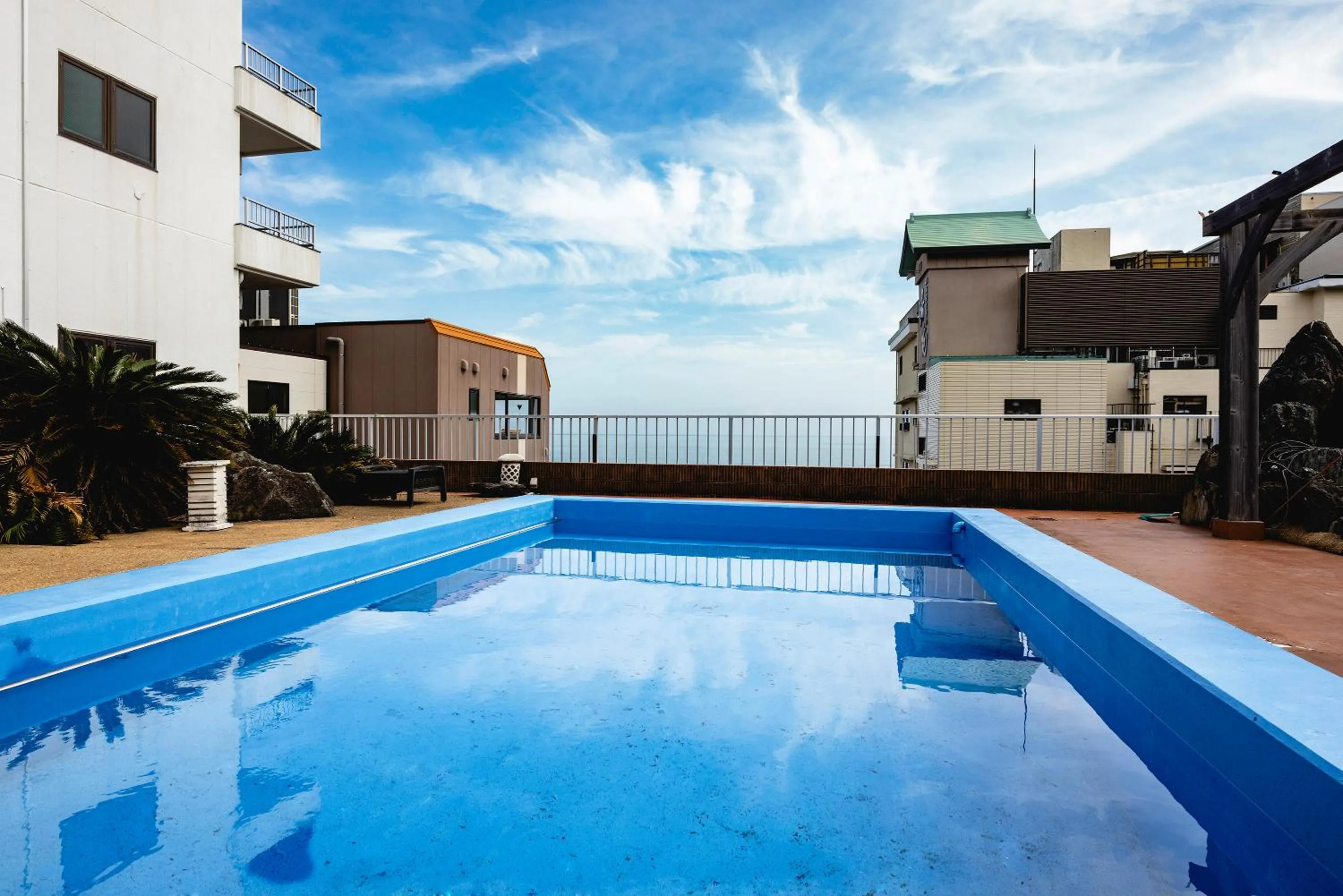 Pool view in Shinyu no Yado SAZANA
