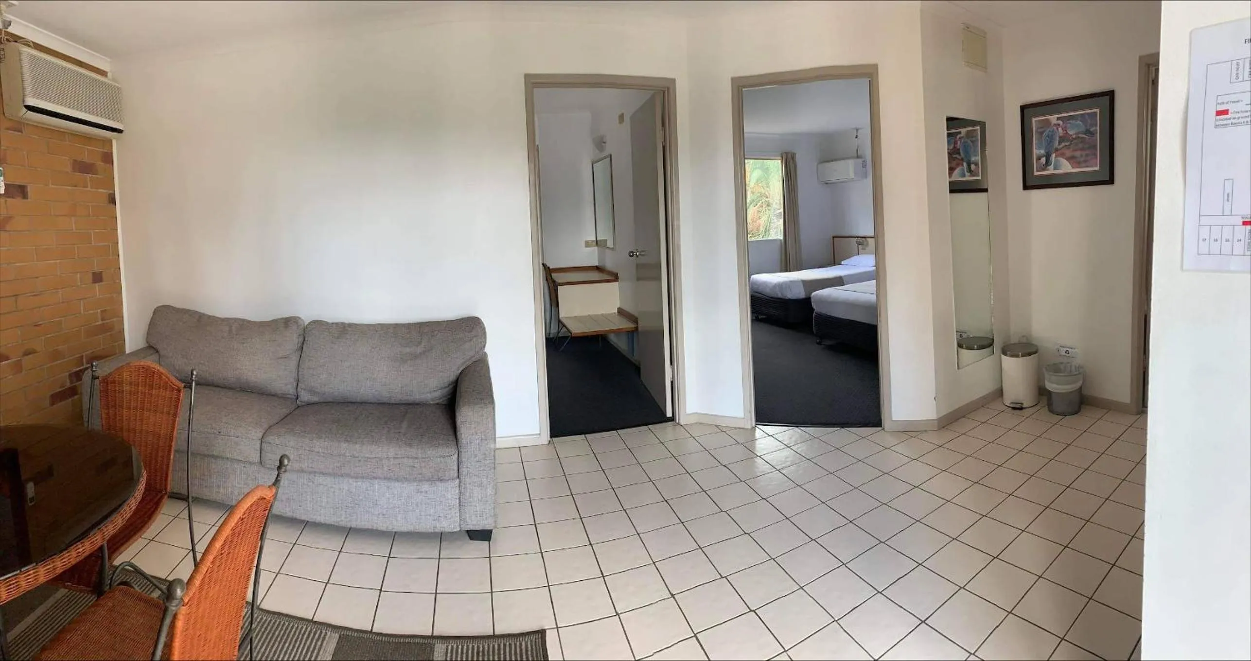 Deluxe Apartment in Wild Scotsman Motor Inn Gin Gin QLD