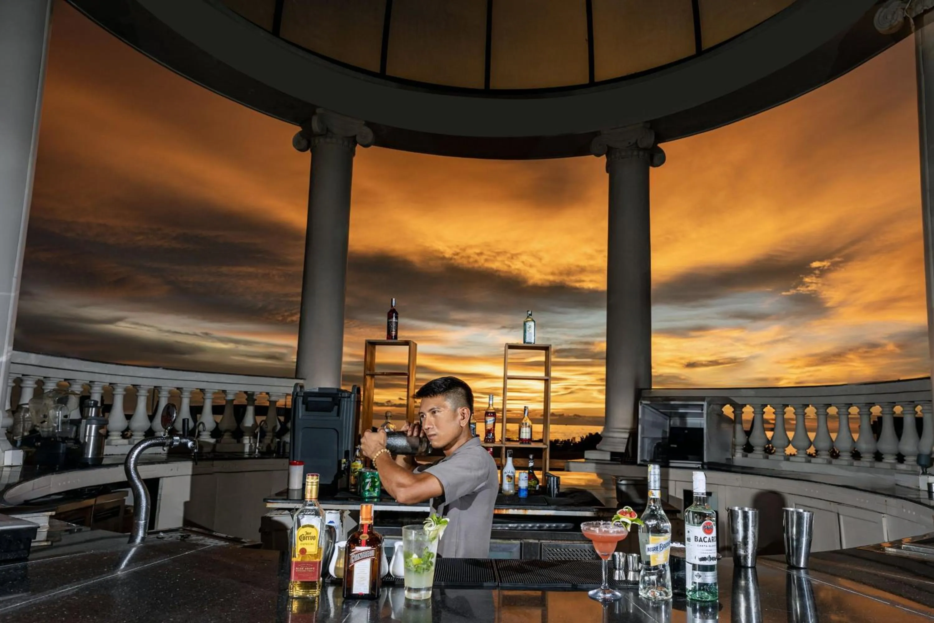 Swimming pool in Sheraton Phu Quoc Long Beach Resort