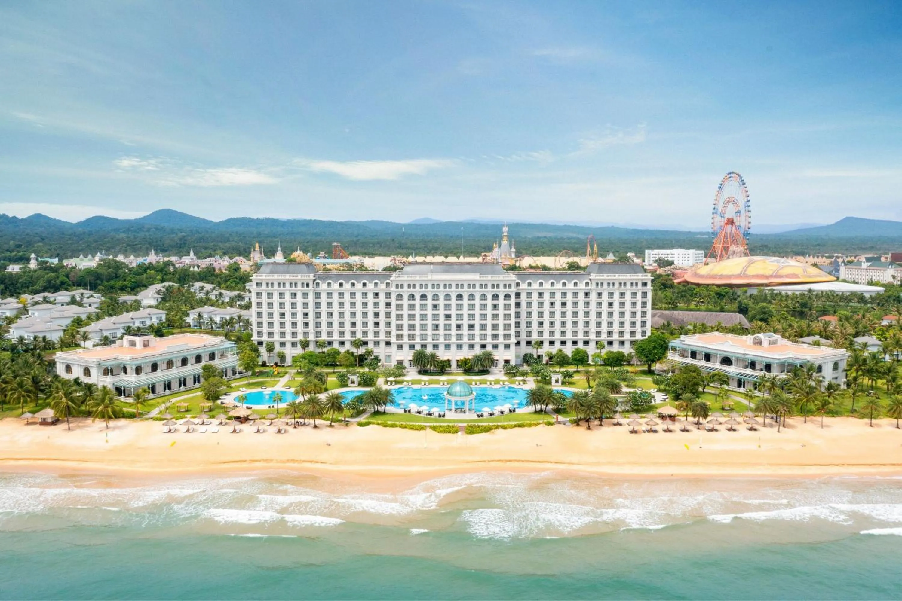 Property building in Sheraton Phu Quoc Long Beach Resort