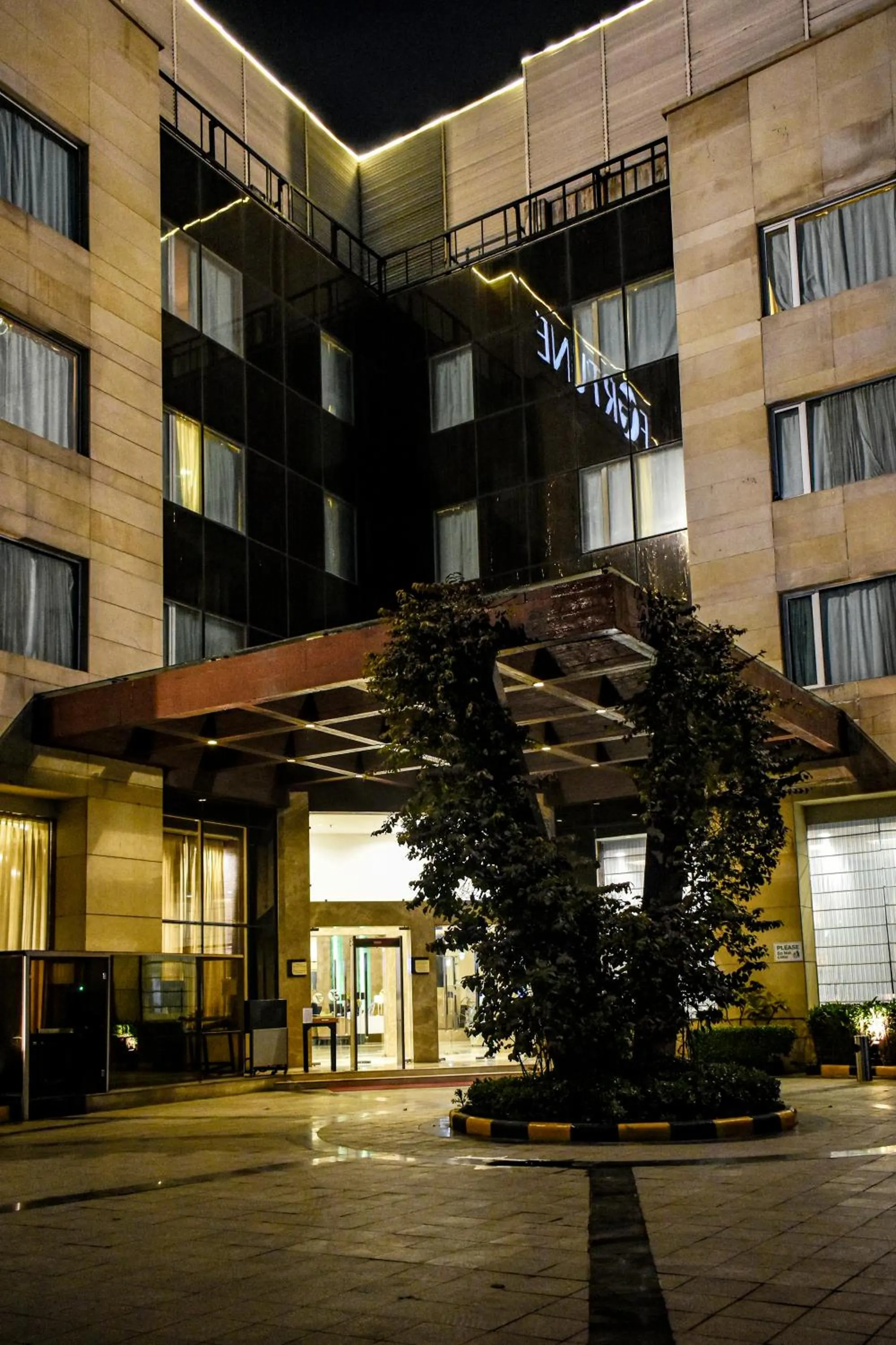 Property building in Fortune Park Orange, Sidhrawali, Gurugram - Member ITC Hotels' Group