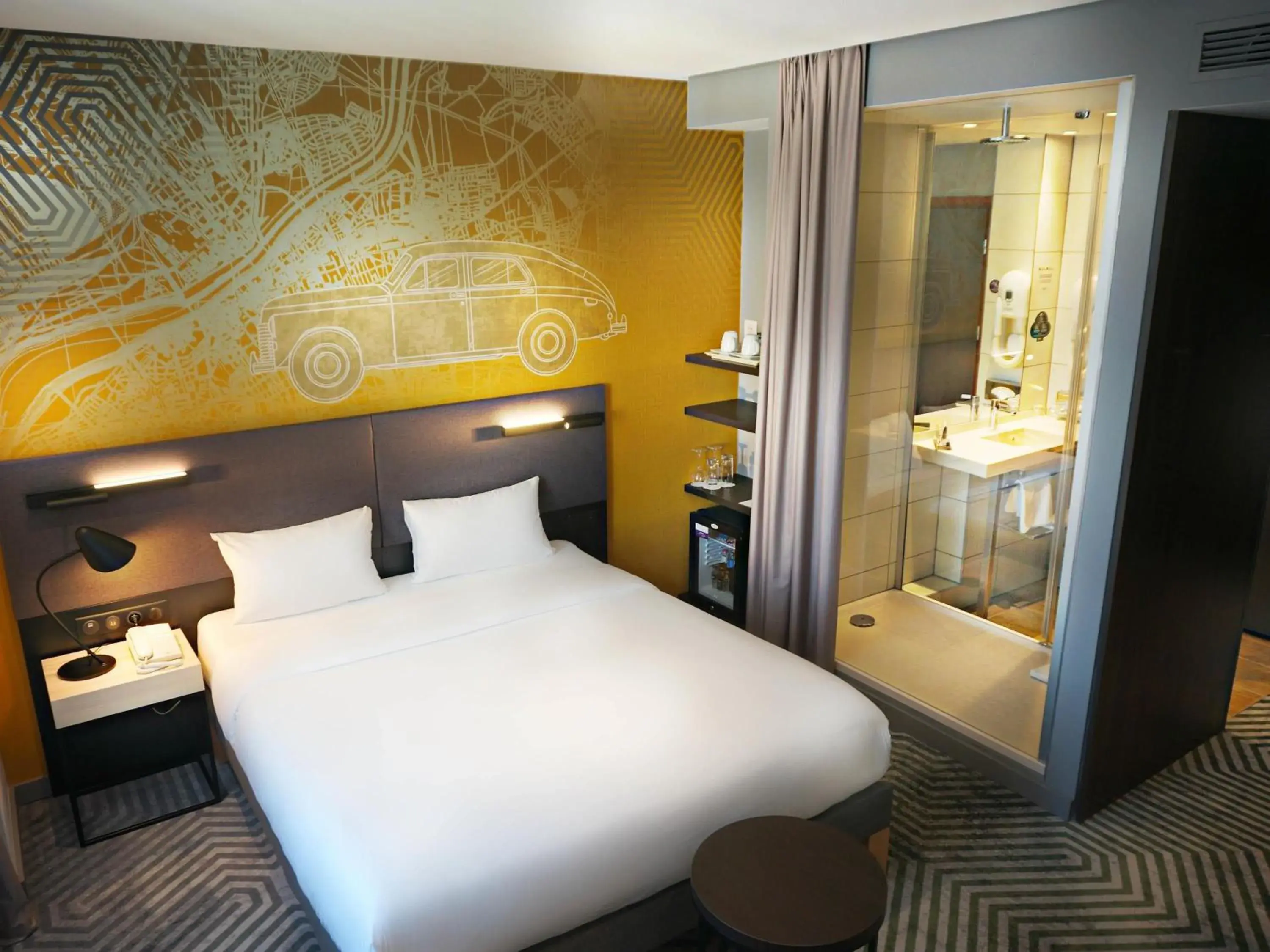 Classic Double Room in Mercure Warszawa Grand Classic Double Room in Mercure Warszawa Grand