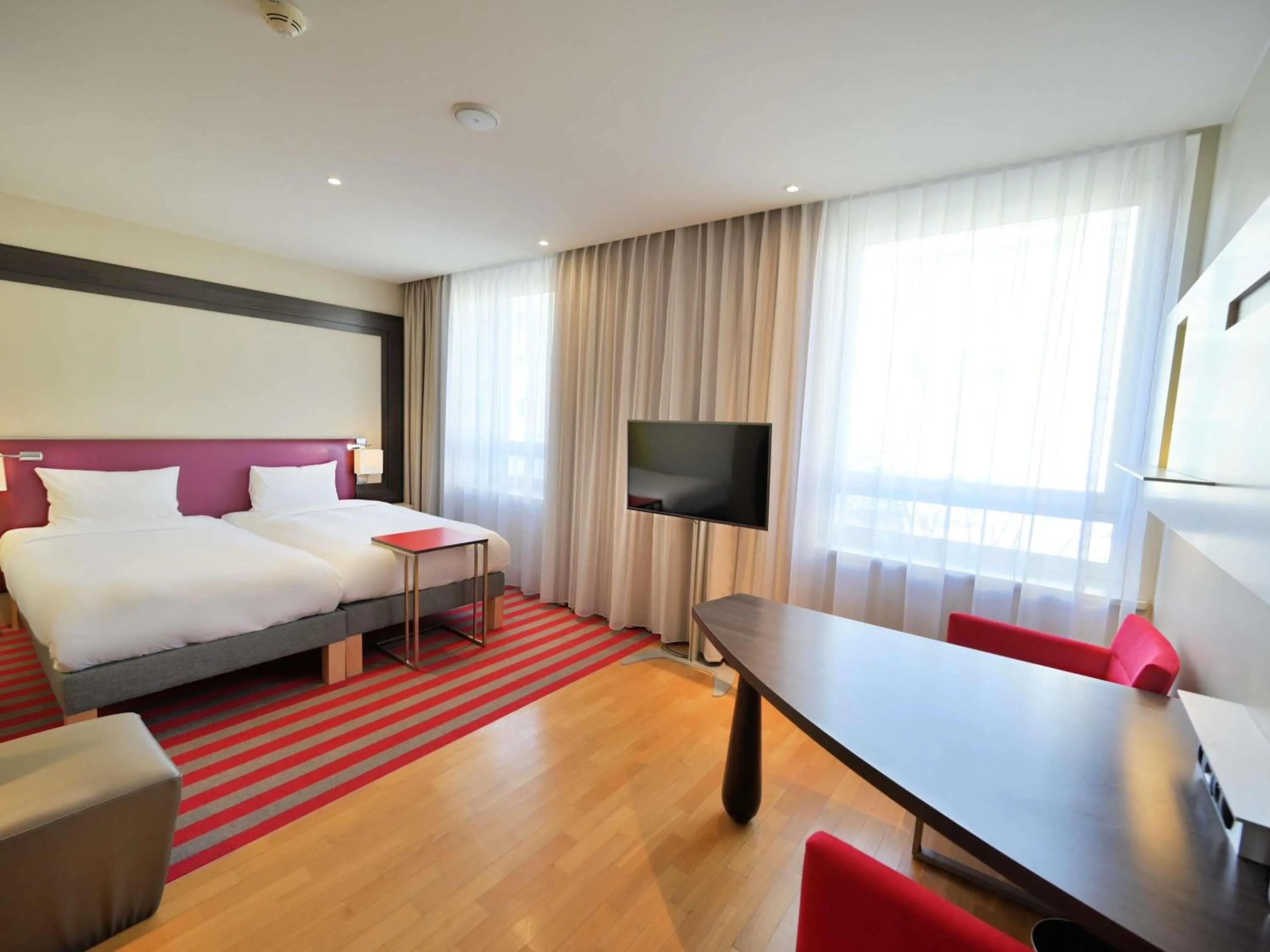 Bedroom, Bed in Mercure Warszawa Grand