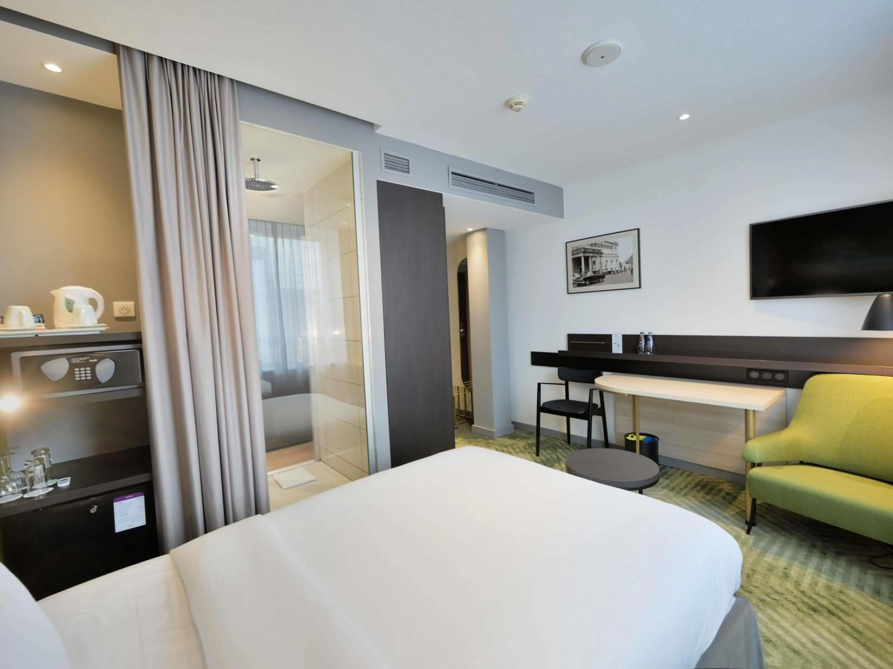 Bedroom, Bed in Mercure Warszawa Grand