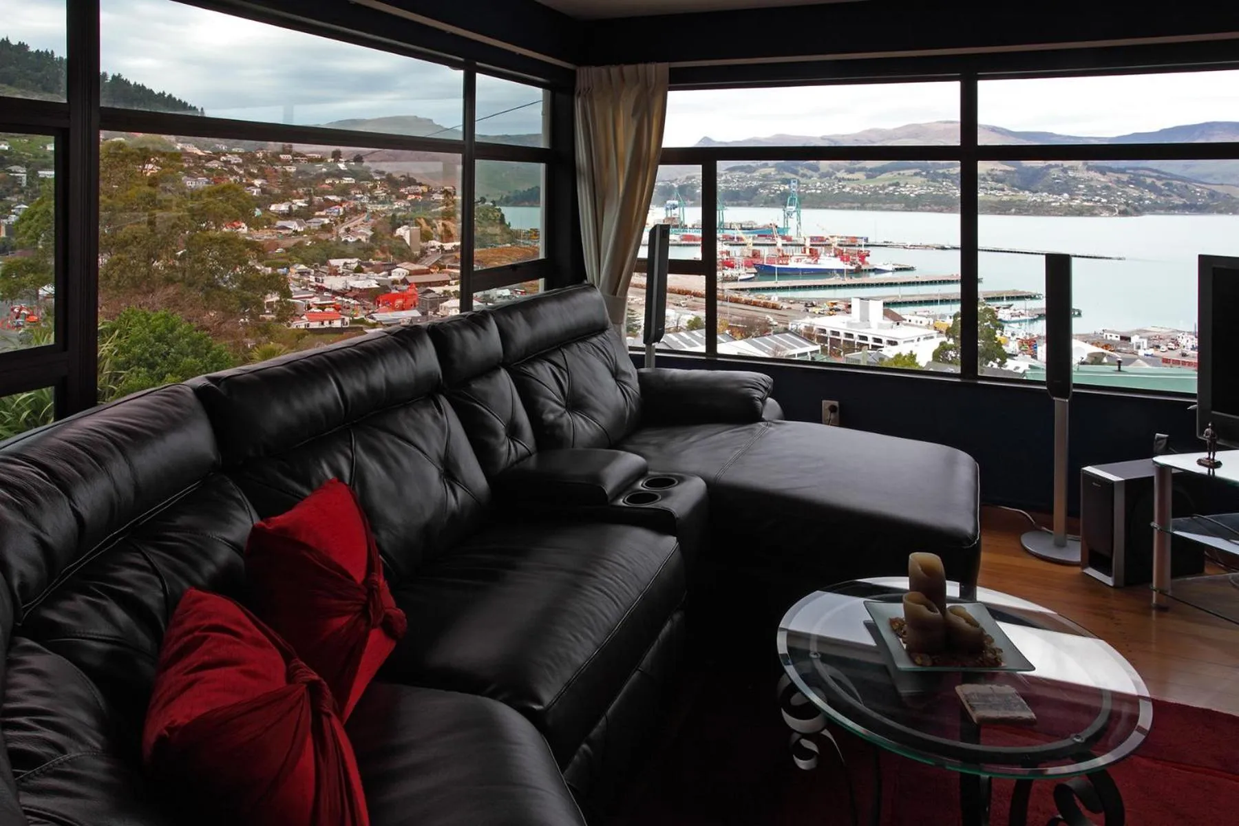 Nearby landmark in Harbour Lodge