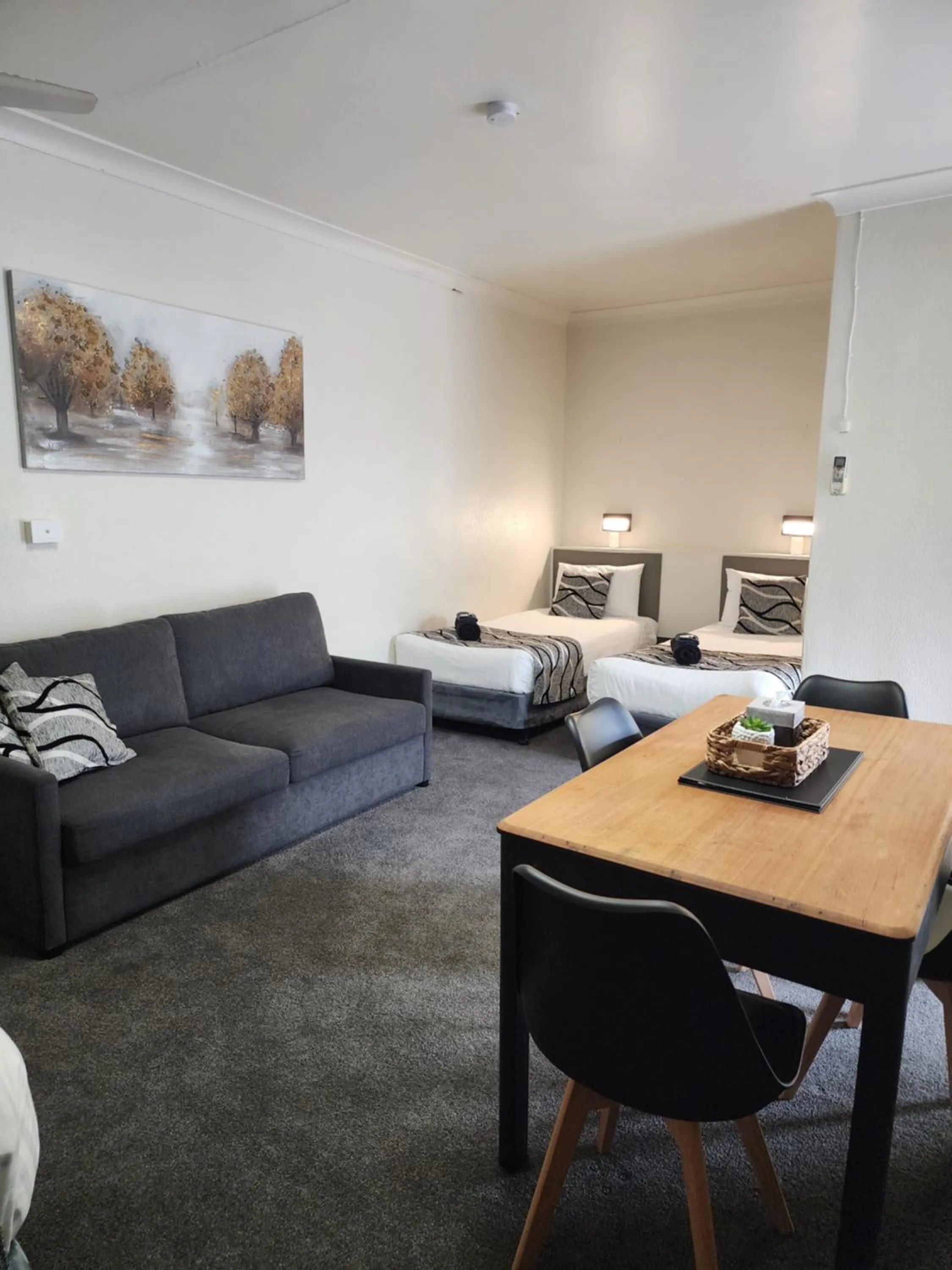 Bed in Inverell Motel