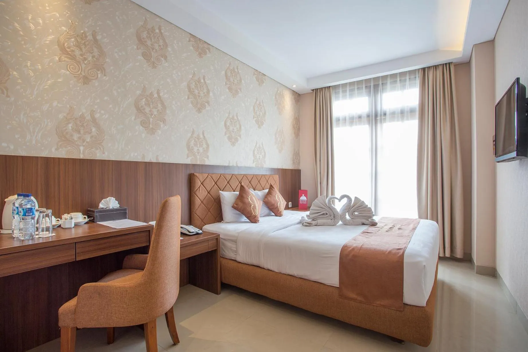 Bedroom, Bed in Prima In Hotel Malioboro