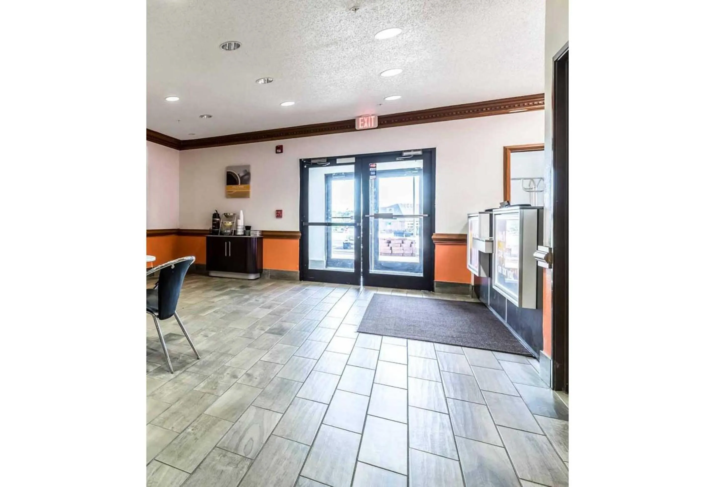 Lobby or reception in Studio 6 Indianapolis, IN - Southport