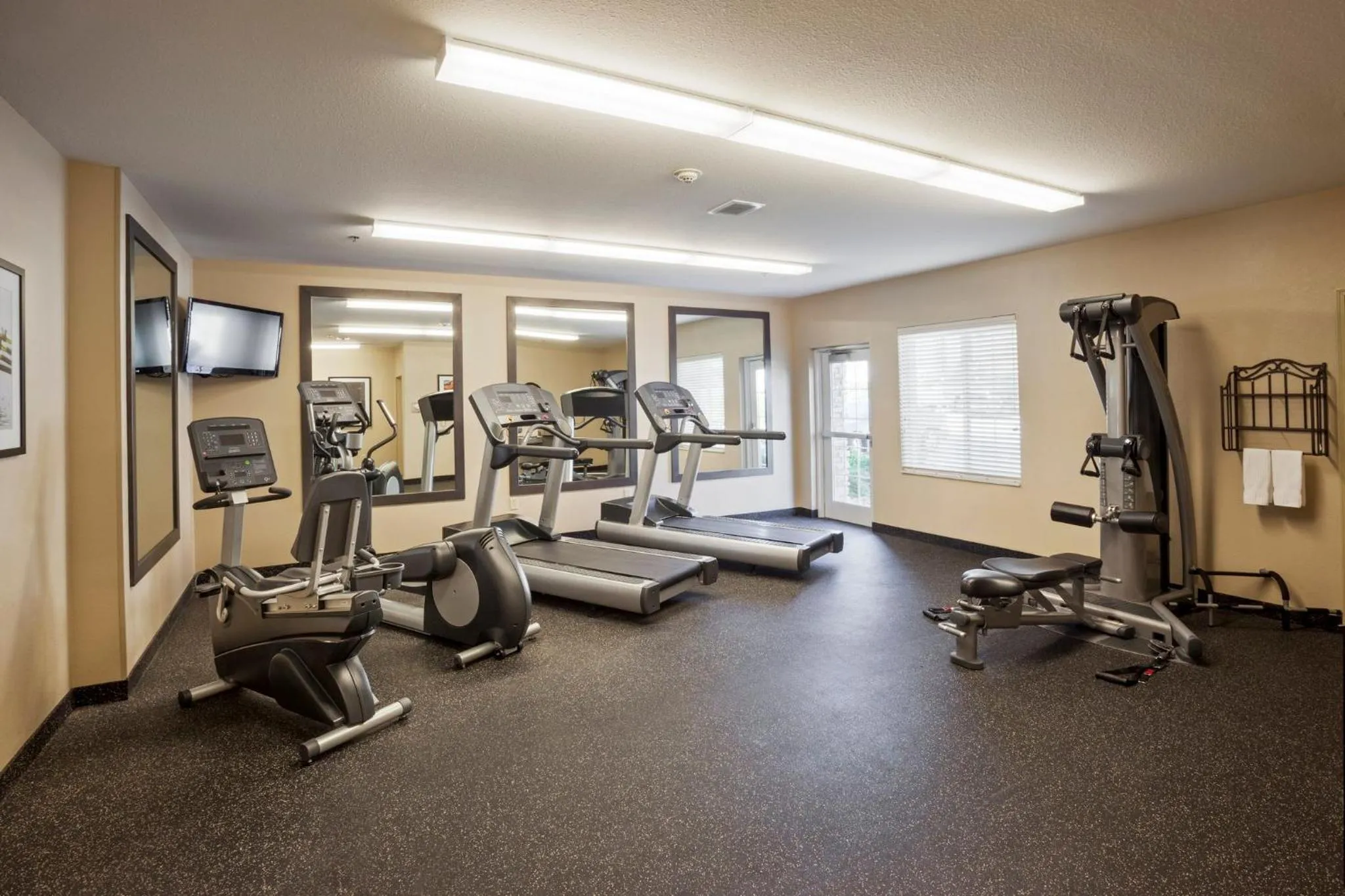 Fitness centre/facilities in Candlewood Suites San Antonio Airport by IHG