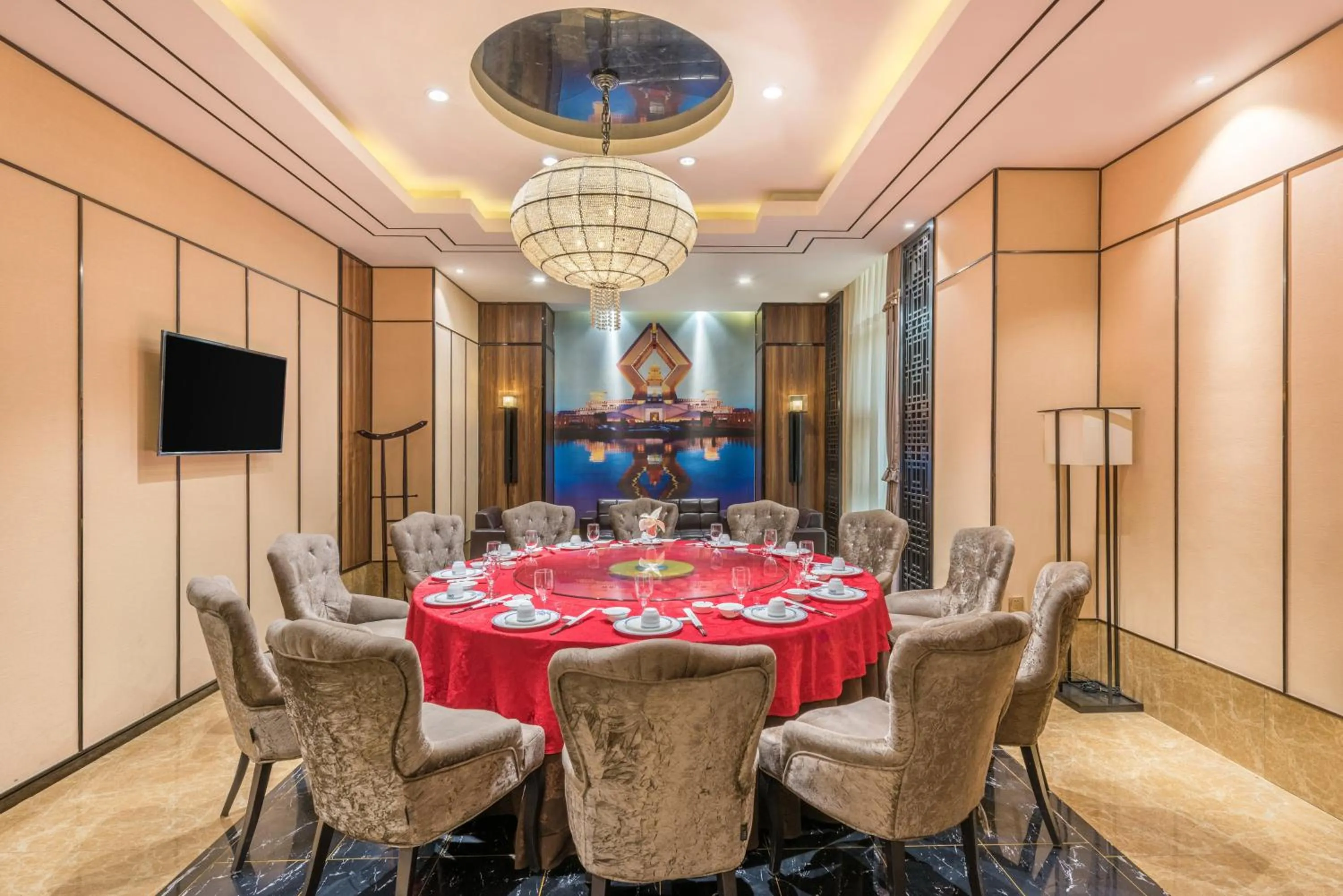 Restaurant/places to eat in Holiday Inn Express Baoji City Centre by IHG