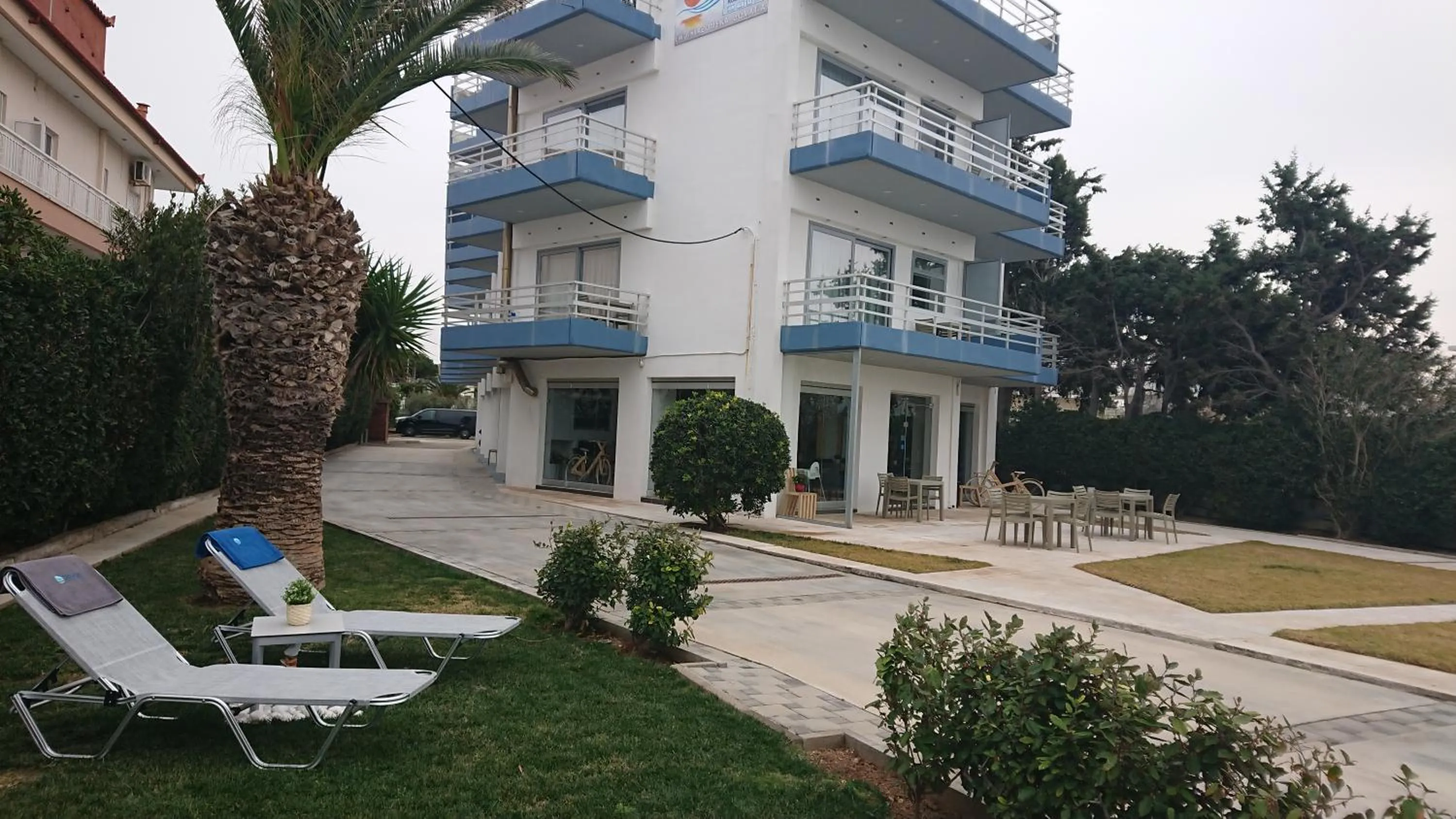 Property building in Diolkos Studios