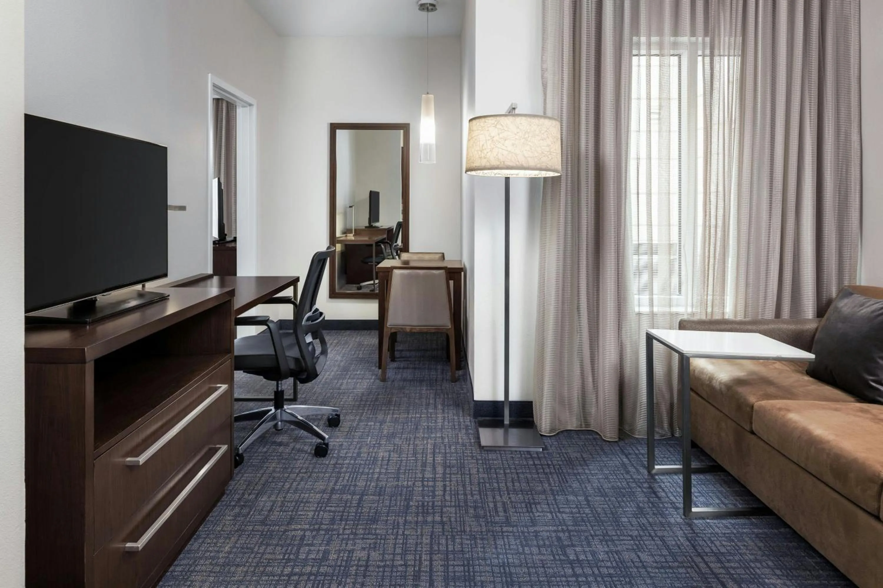 Living room in Residence Inn by Marriott Ann Arbor Downtown